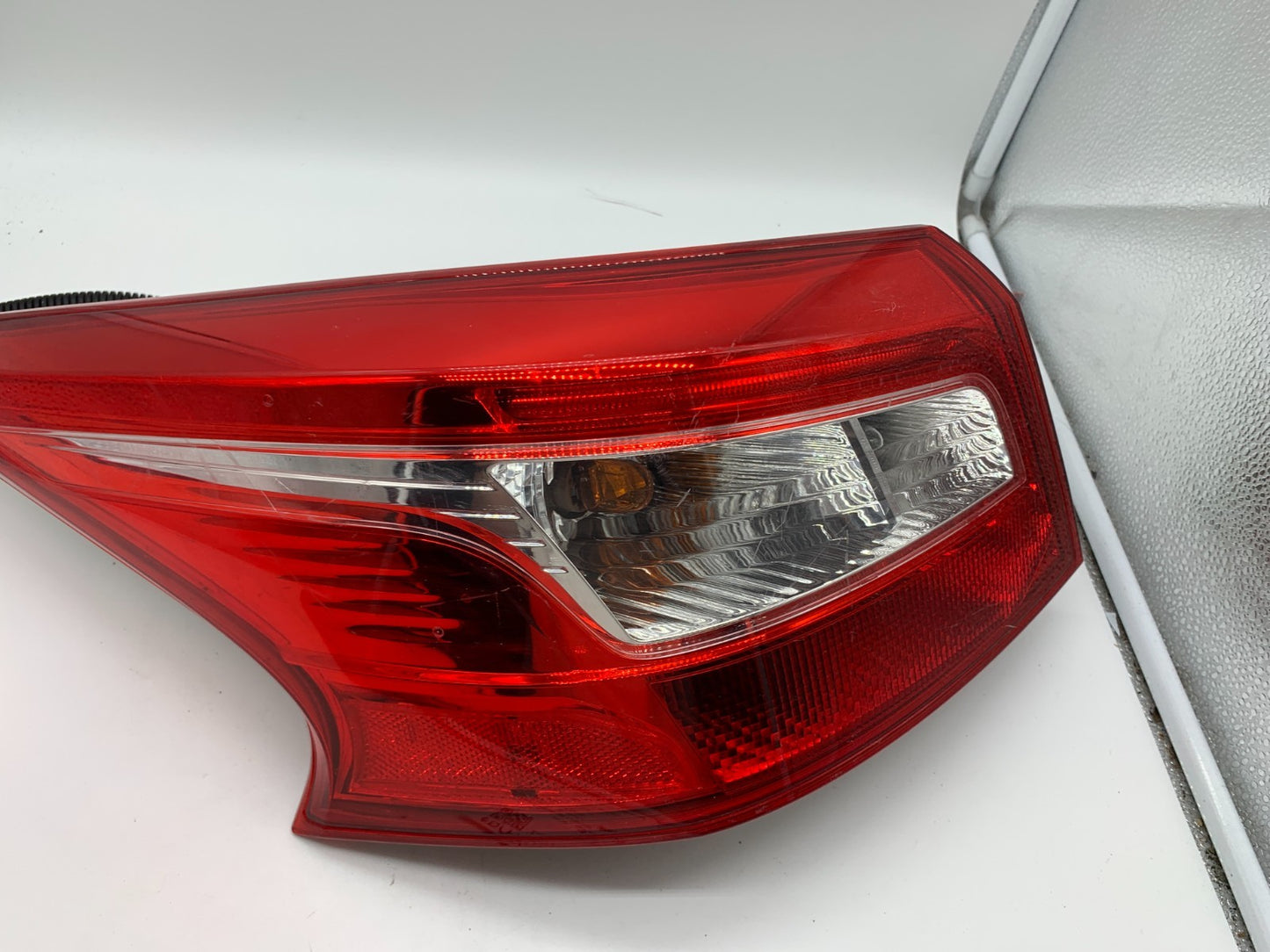 2016-2019 Nissan Sentra Driver Tail Light Taillight Quarter Panel OEM D02B70012