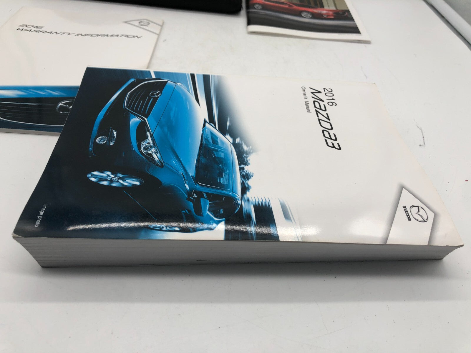 2014 Mazda 3 Owners Manual Set with Case OEM E01B23010