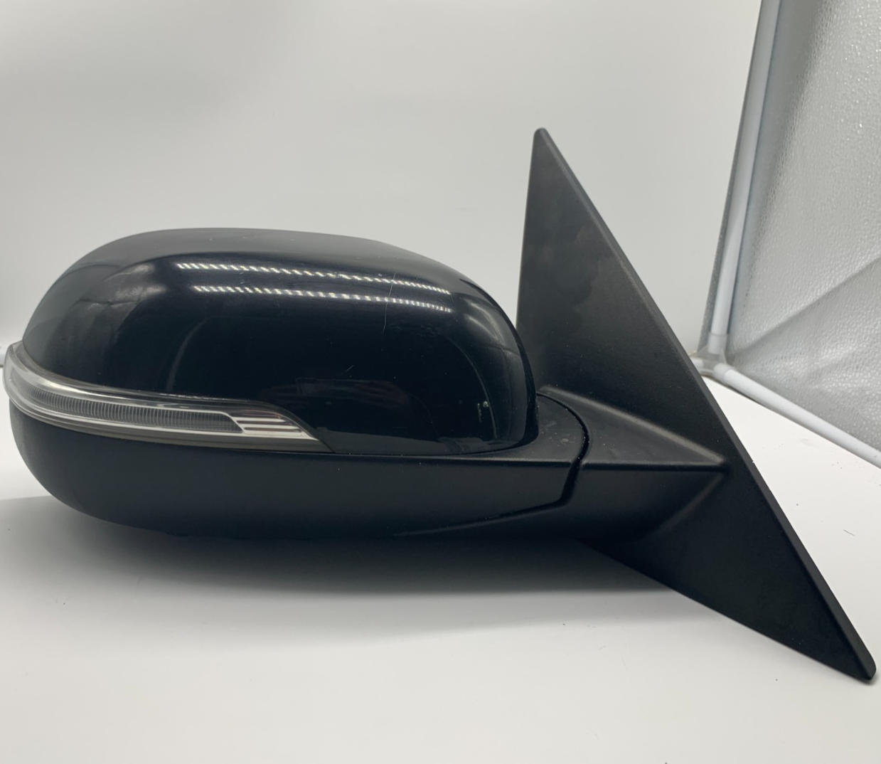 2014-2019 Kia Soul Passenger Side View Power Door Mirror Black OEM C02B49001