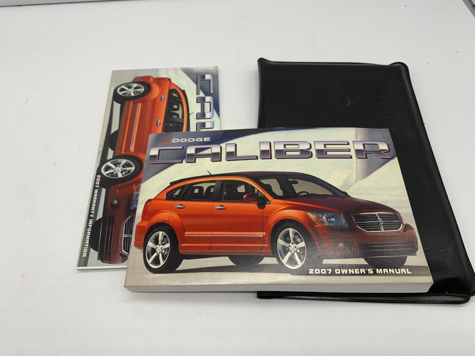 2007 Dodge Caliber Owners Manual Set with Case OEM C02B13060