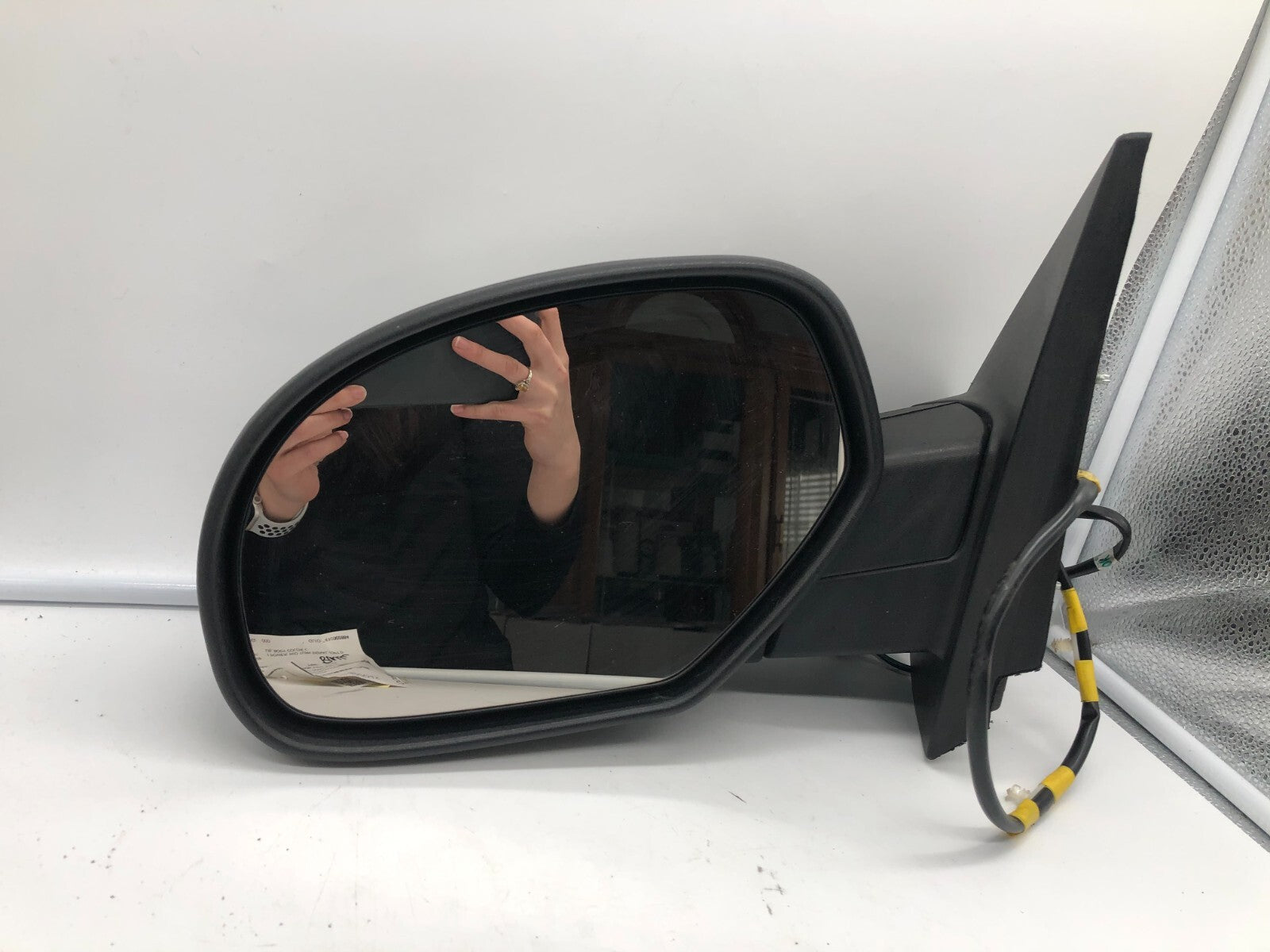 2007-2014 Chevrolet Tahoe Driver Side View Power Door Mirror Black OEM A02B22045