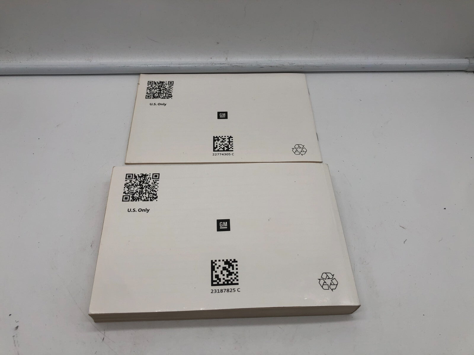 2014 Chevrolet Silverado Owners Manual Set OEM A04B54045