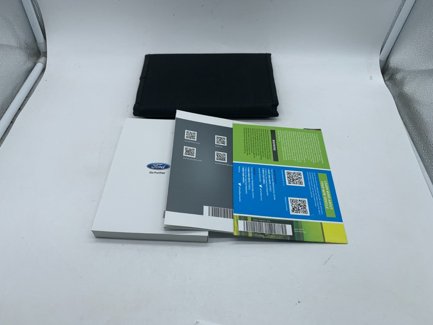 2021 Ford Ecosport Owners Manual Set with Case OEM D03B68005