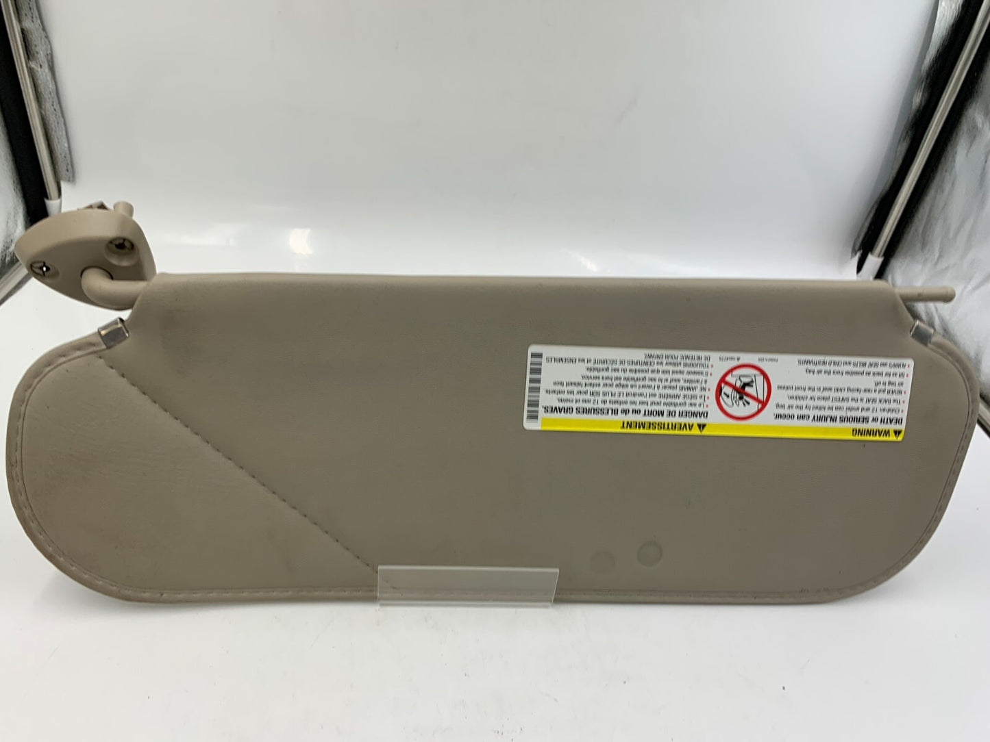 2003-2019 Chevrolet Express 2500 Passenger Sun Visor Gray Illuminated D01B16003