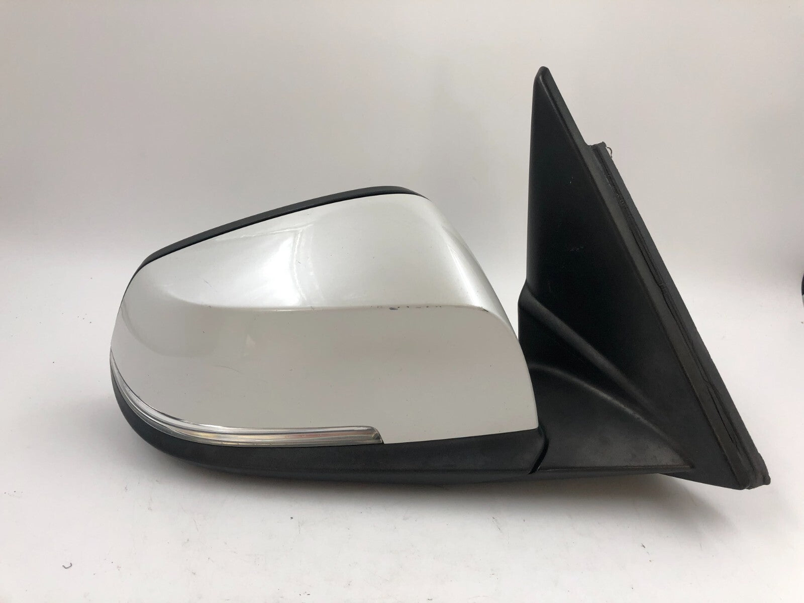 2013-2015 BMW X1 Passenger Side View Power Door Mirror Silver OEM C03B54004