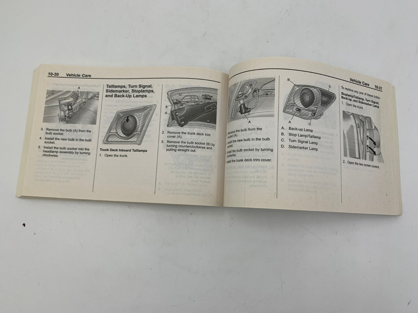 2011 Chevrolet Cruze Owners Manual OEM B03B32028