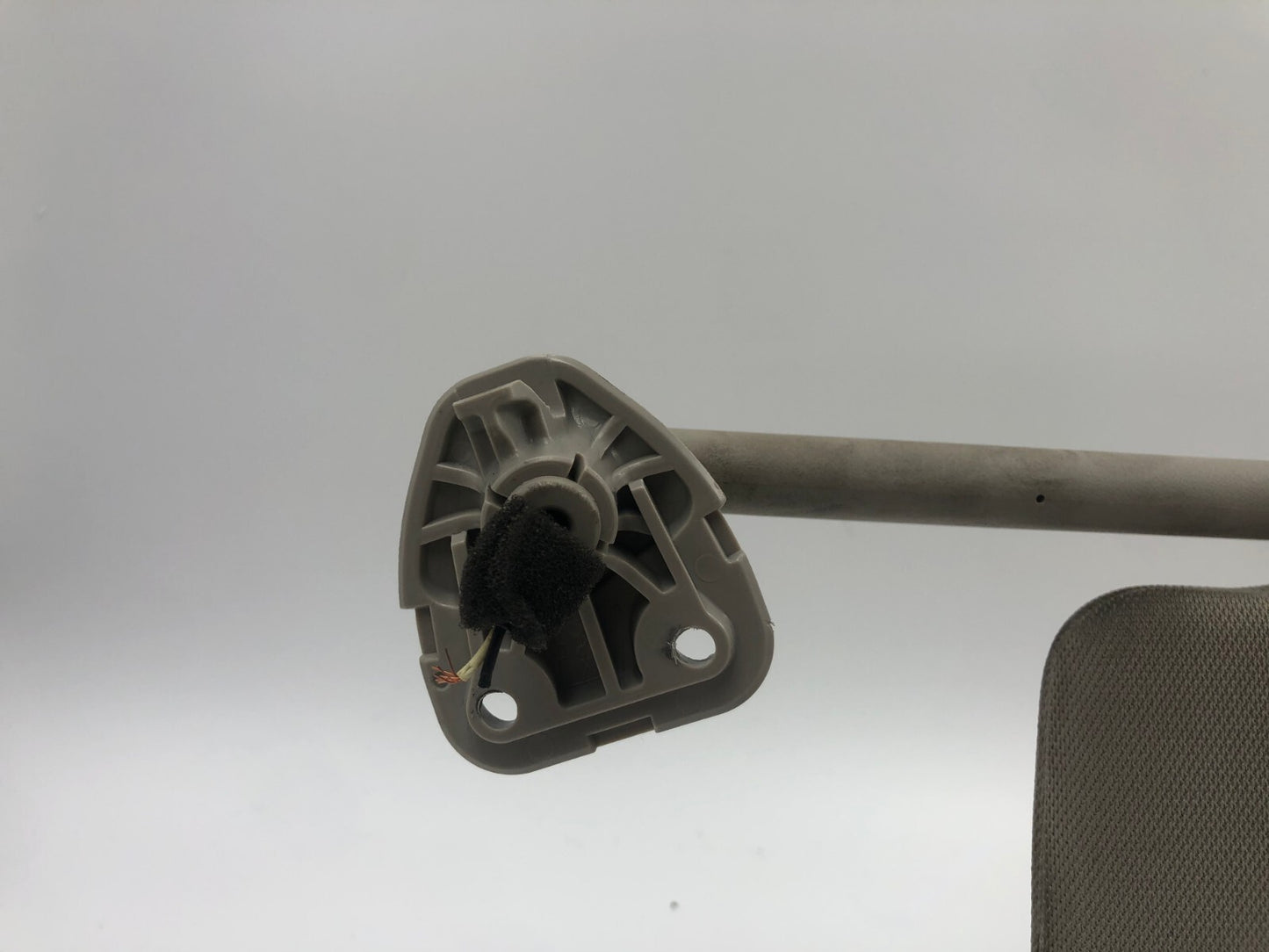 2018-2020 Nissan Rogue Driver Sun Visor Gray Illuminated OEM C03B59008