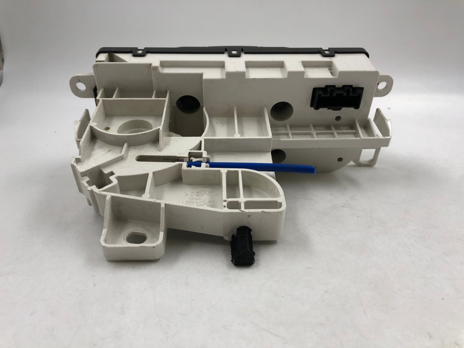 2007-2009 Mazda CX-7 AC Heater Climate Control Unit OEM D01B50088