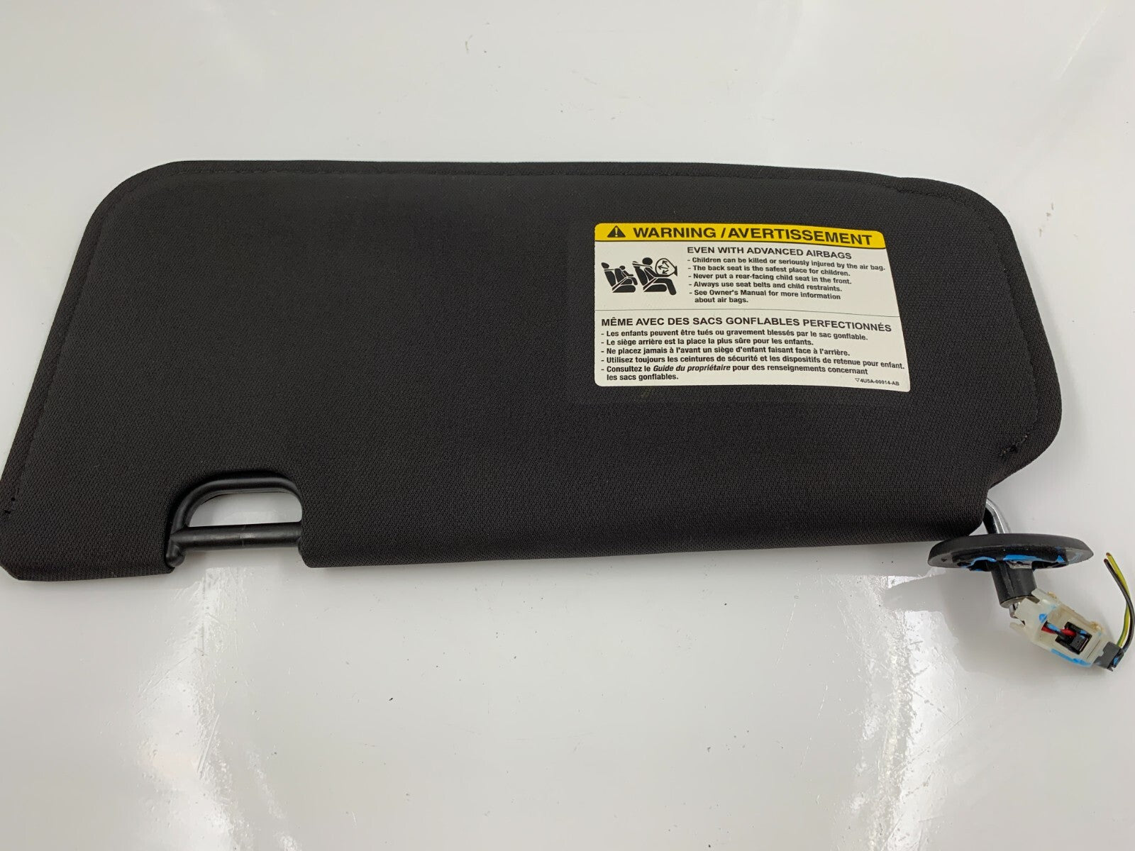 2008-2009 Ford Escape Passenger Sun Visor Sunvisor Black Illumination C03B09083