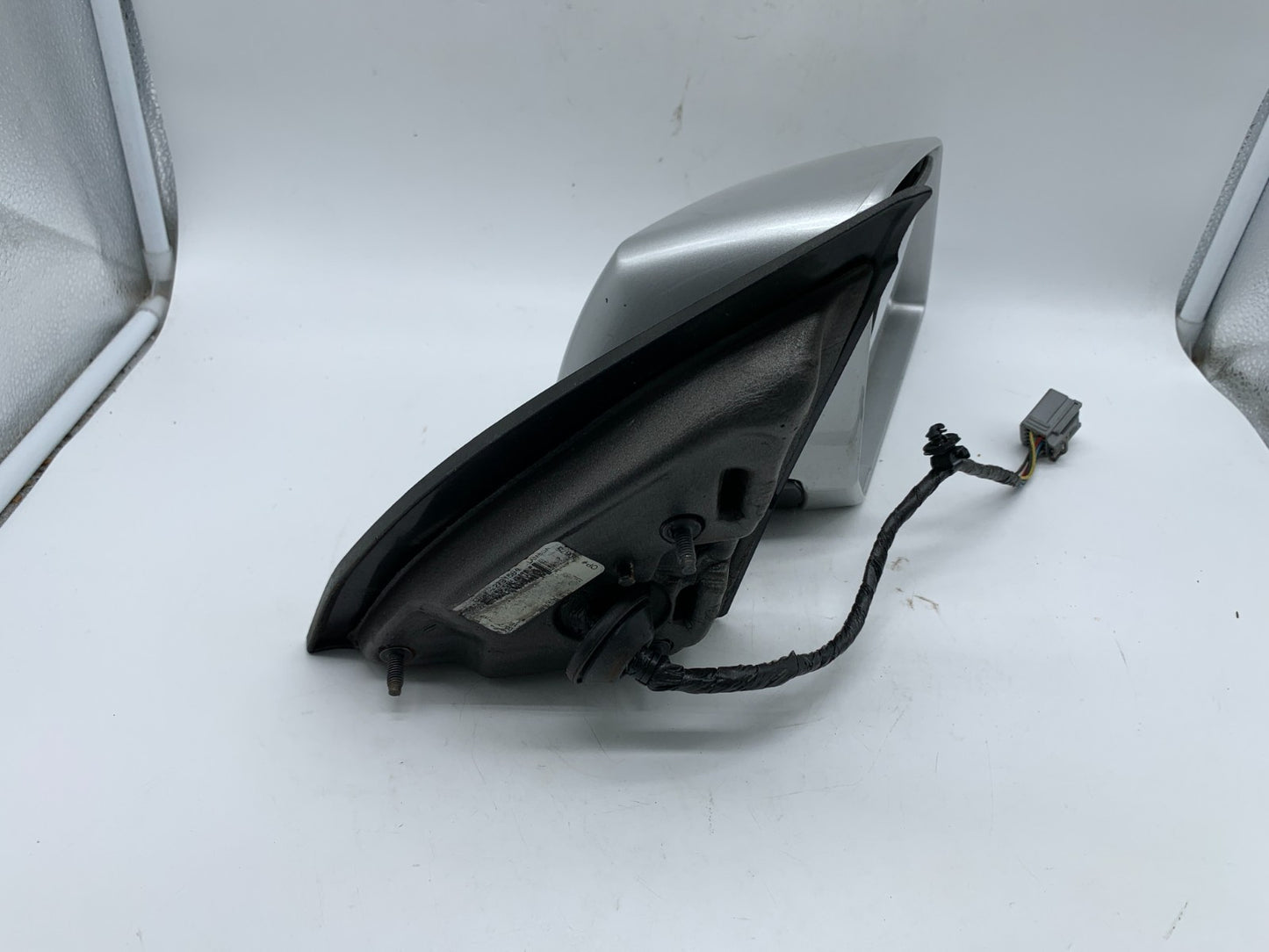 2009-2014 Chevrolet Traverse Passenger Power Door Mirror Silver OEM A04B06001