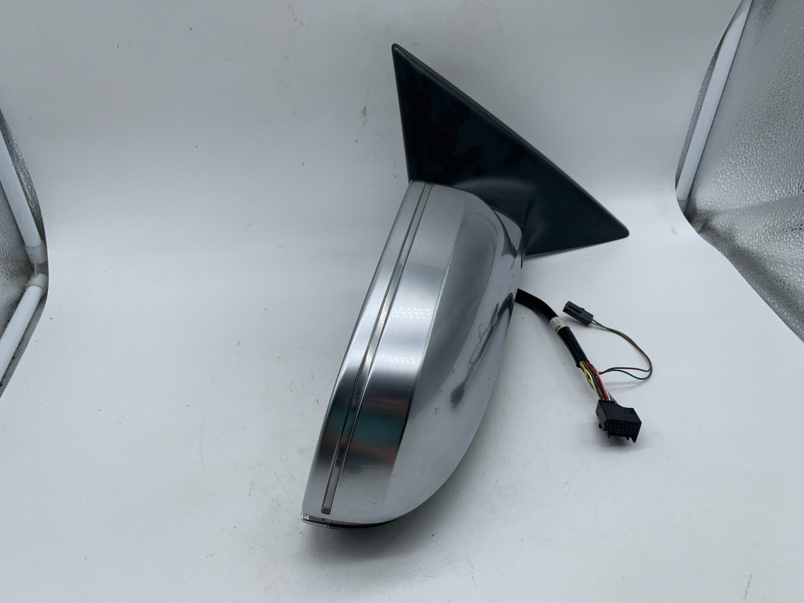 2009-2014 Audi S5 A5 Passenger Side View Power Door Mirror Silver OEM D03B69005