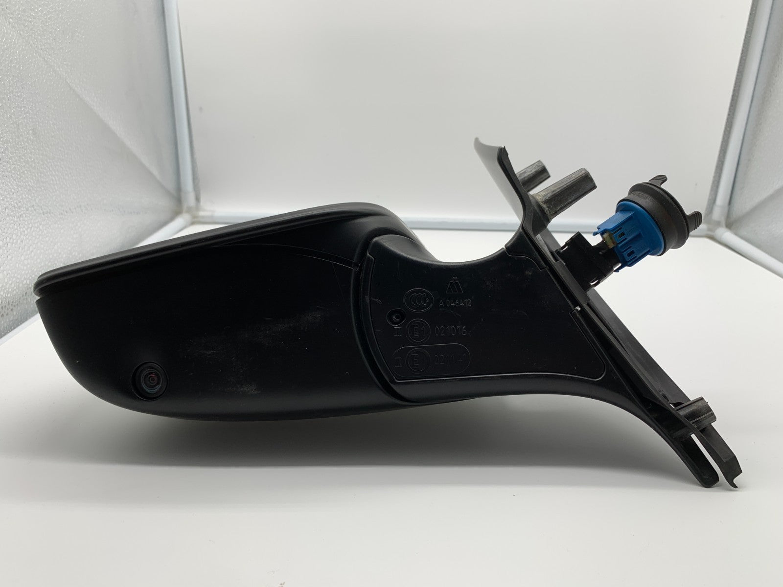 2012-2013 BMW 528i Driver Side View Power Door Mirror White OEM B03B36001