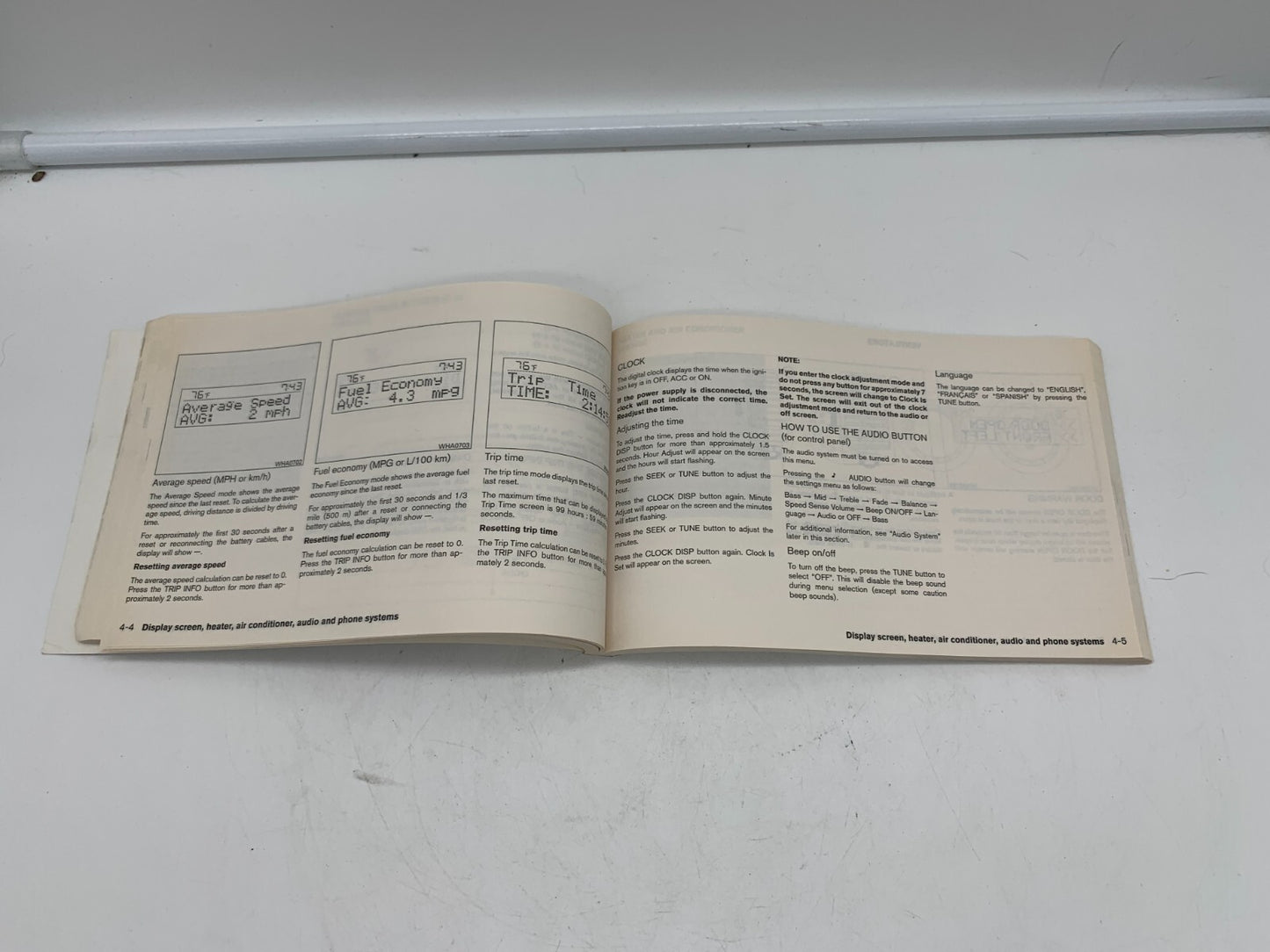 2008 Nissan Sentra Owners Manual OEM E02B64009