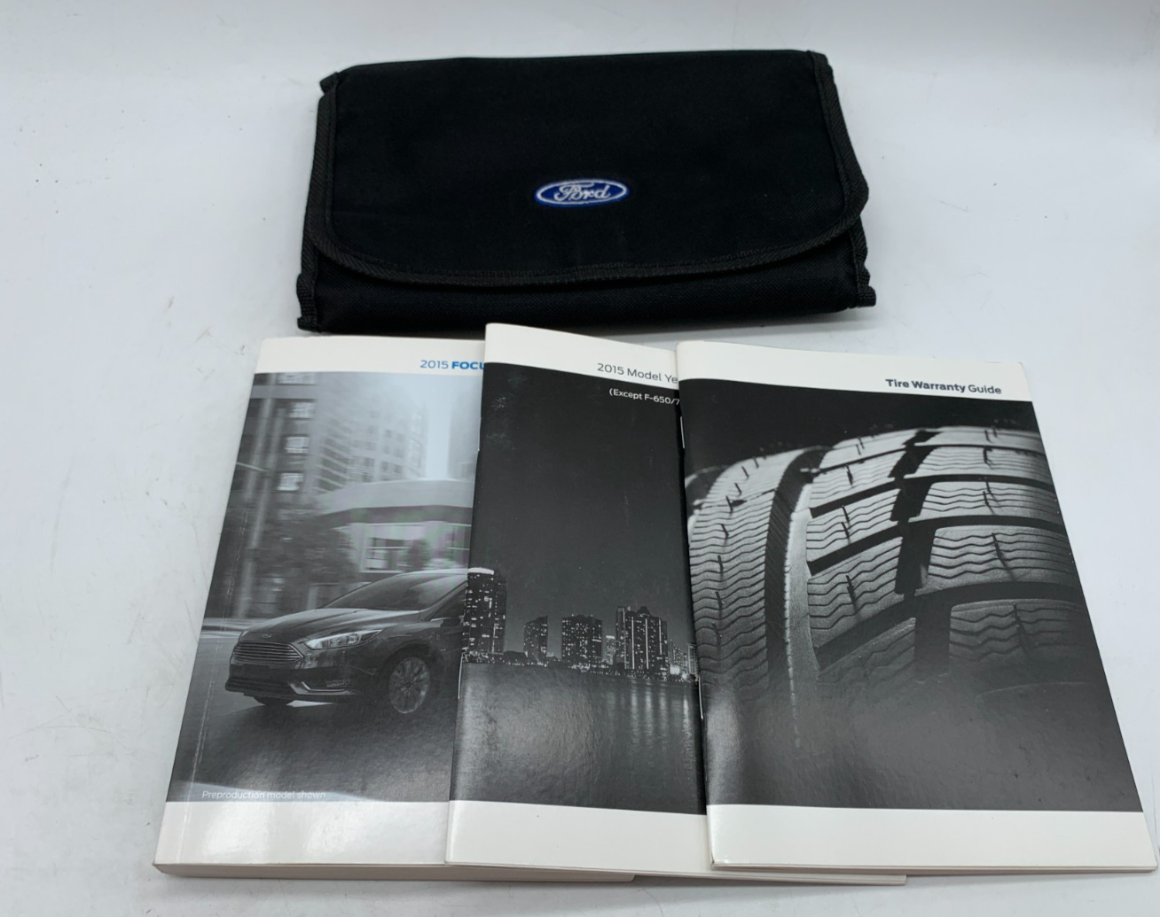 2015 Ford Focus Owners Manual Set with Case OEM A04B05016