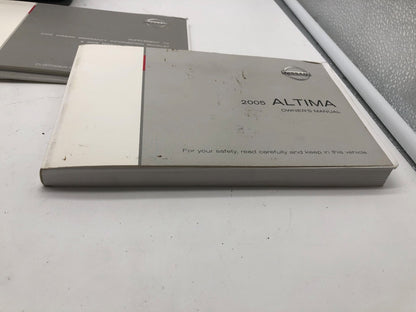 2005 Nissan Altima Owners Manual Set with Case OEM R01B50002