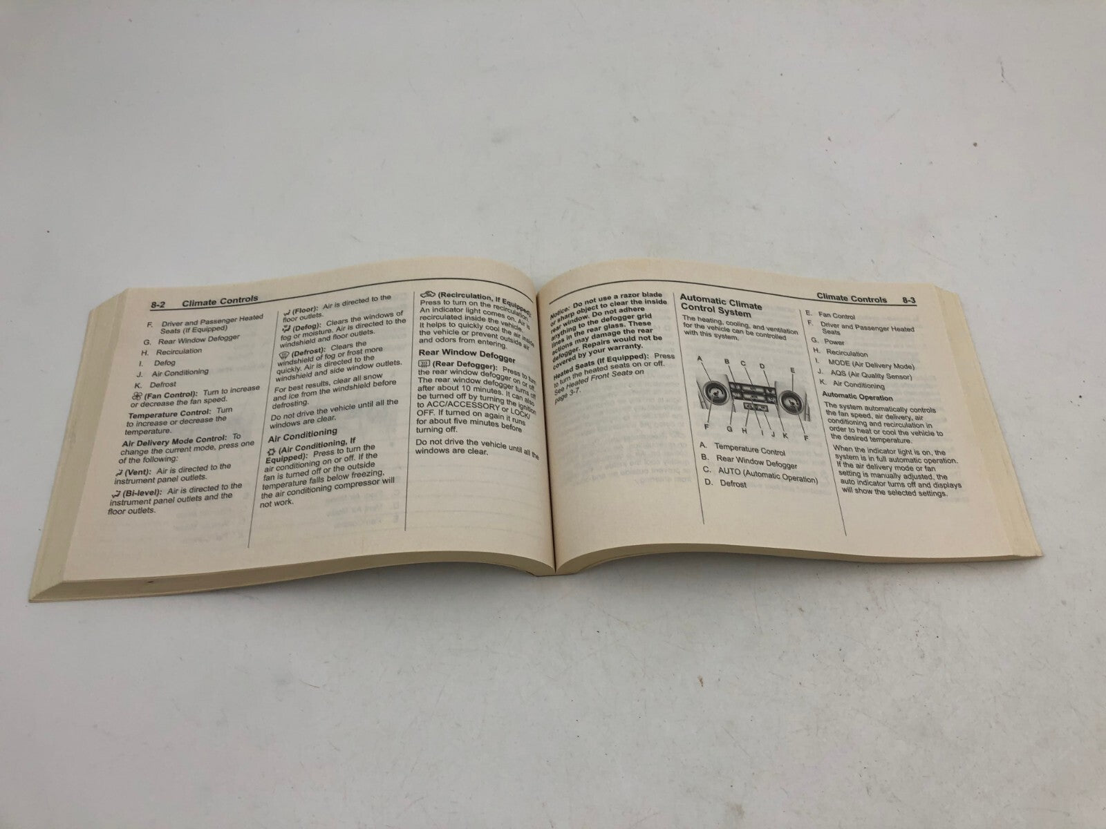 2011 Chevrolet Cruze Owners Manual OEM D02B23023