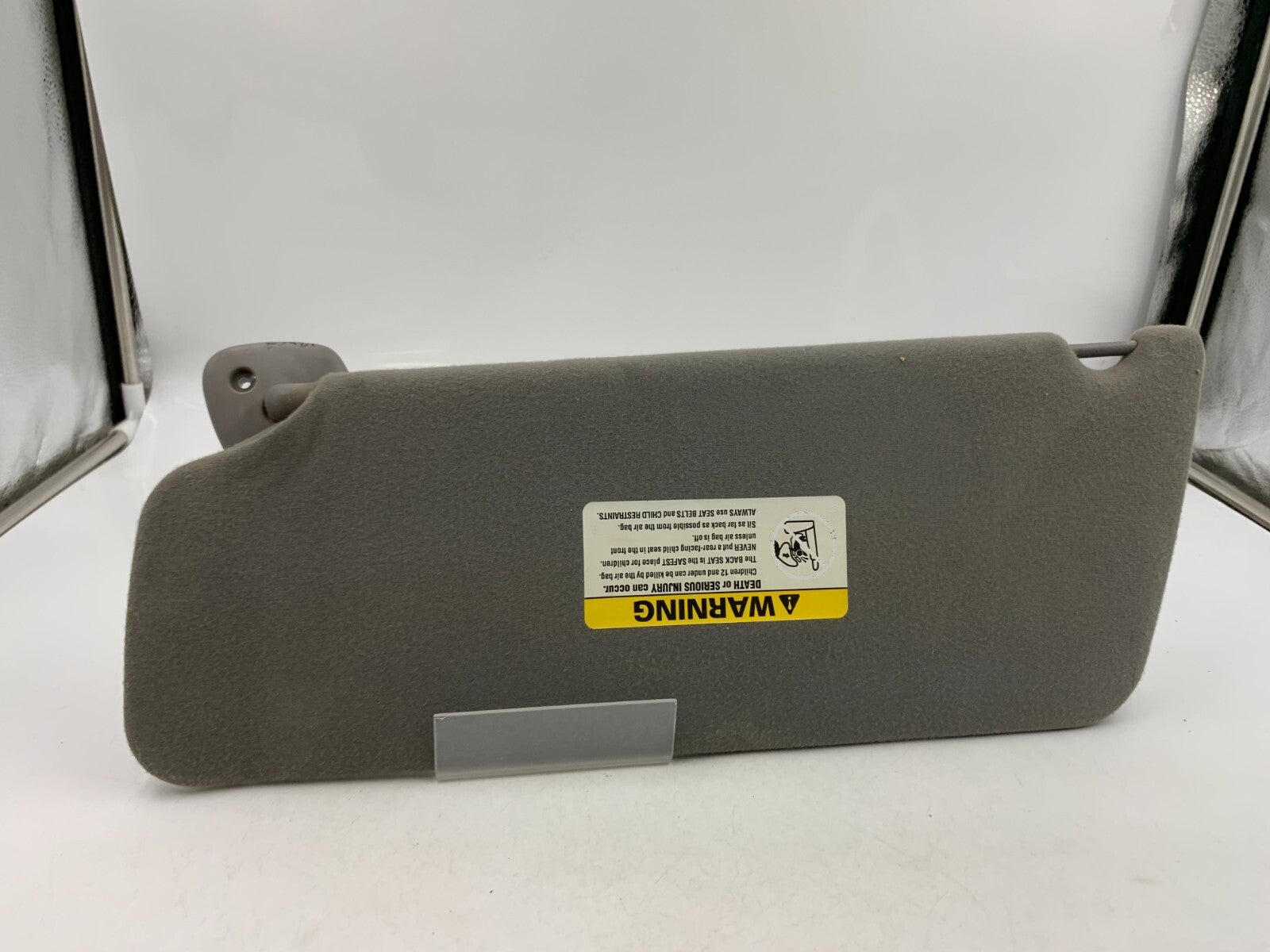 2000-2002 Ford F-150 F150 Passenger Sun Visor Gray OEM D01B64007