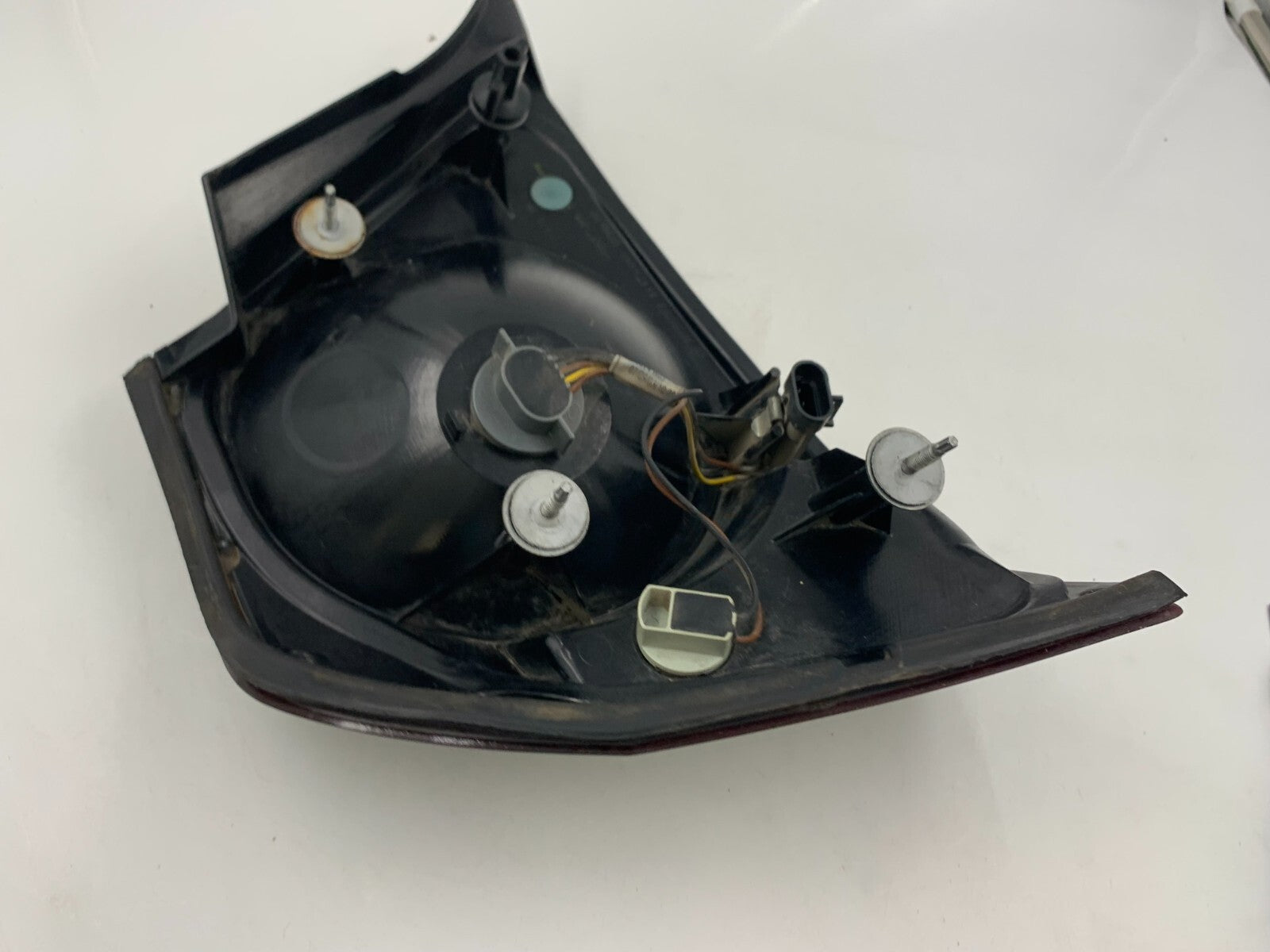 2000-2004 Chevrolet Impala Passenger Side Tail Light Taillight OEM