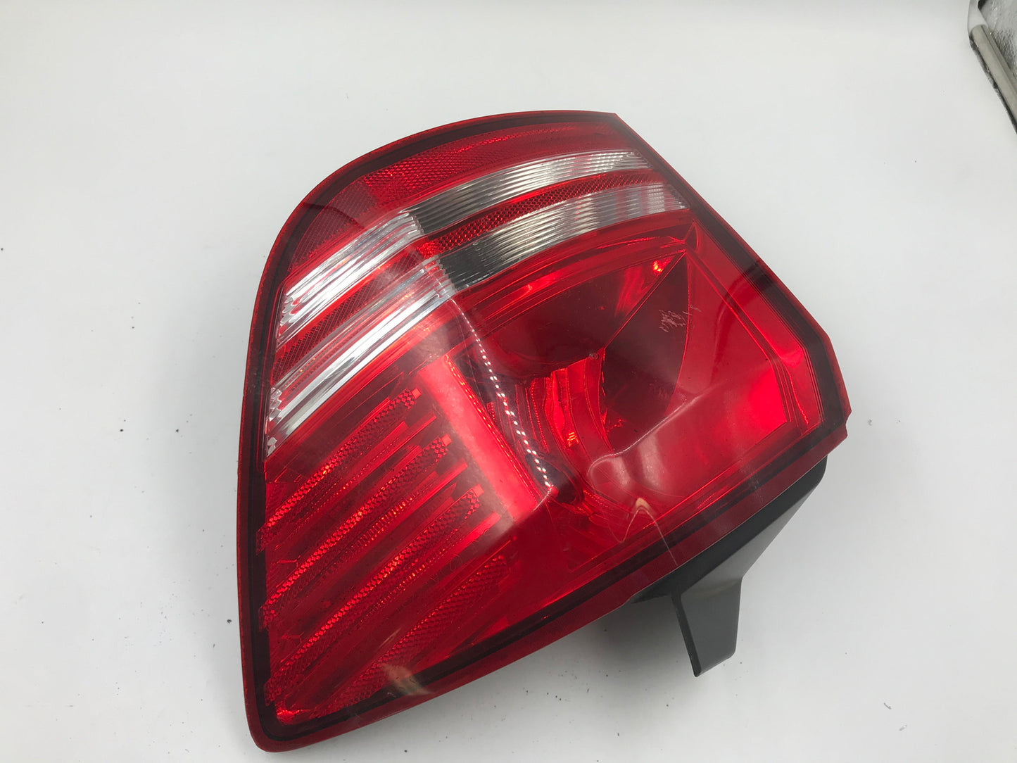 2009-2011 Dodge Journey Passenger Side Tail Light Tailight OEM