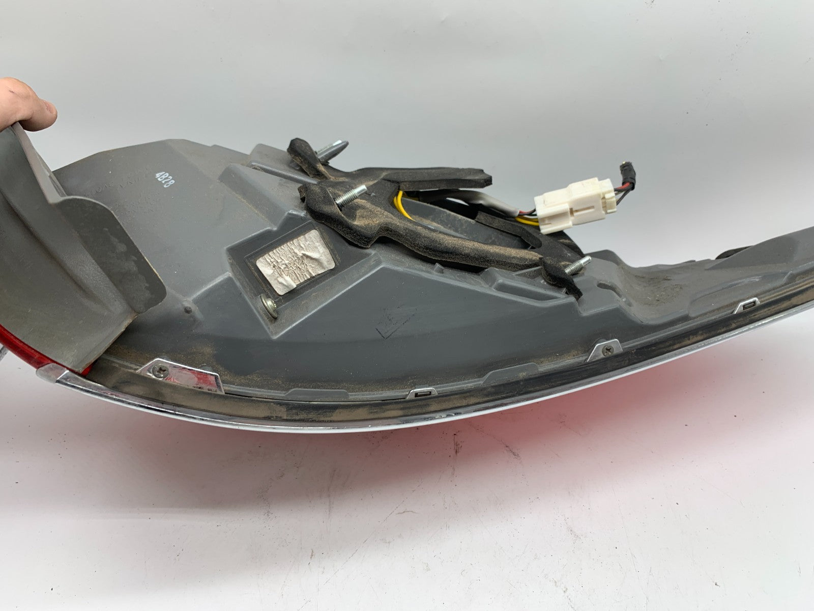 2012-2017 Hyundai Azera Passenger Side Tail Light Taillight OEM D01B02053