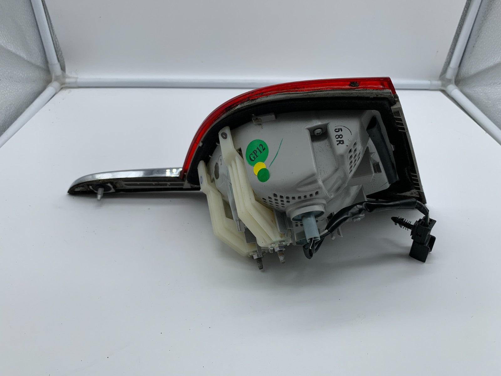 2012-2017 Buick Verano Passenger Side Trunklid Tail Light Taillight B03B31038