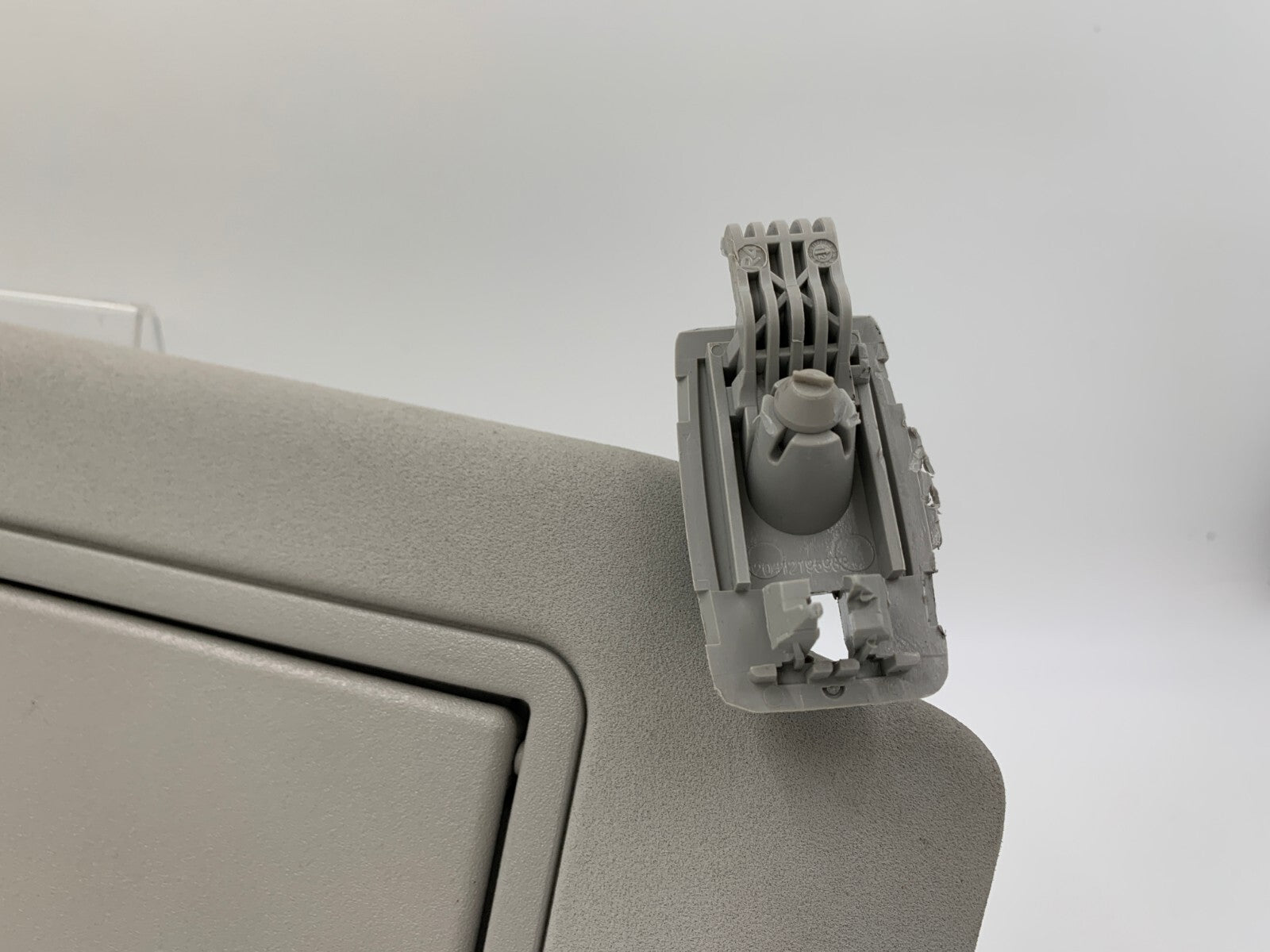 2010-2017 Mercedes C350 C 350 Passenger Sun Visor Sunvisor Gray OEM A02B12057