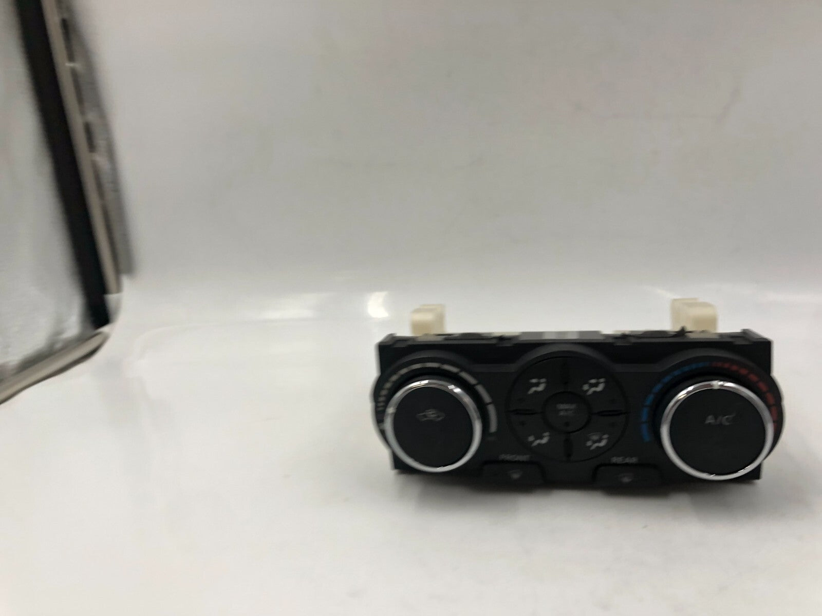 2007-2009 Nissan Altima AC Heater Climate Control Unit OEM D01B44045