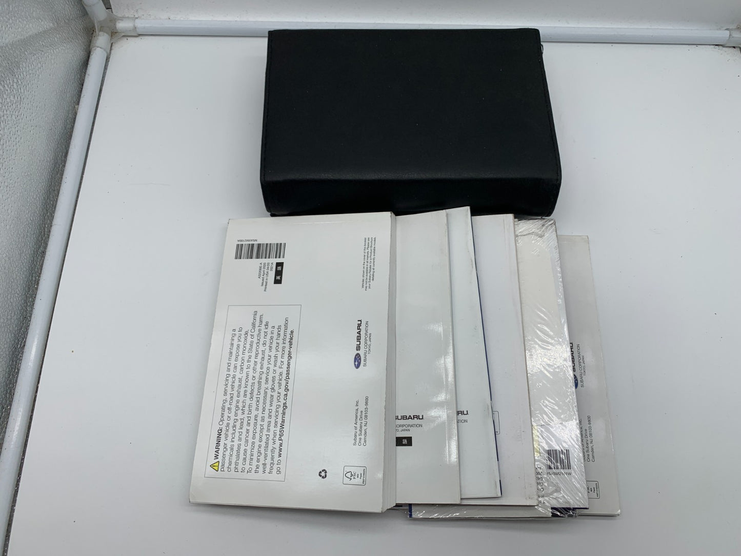 2021 Subaru Ascent Owners Manual Set with Case OEM B04B42003