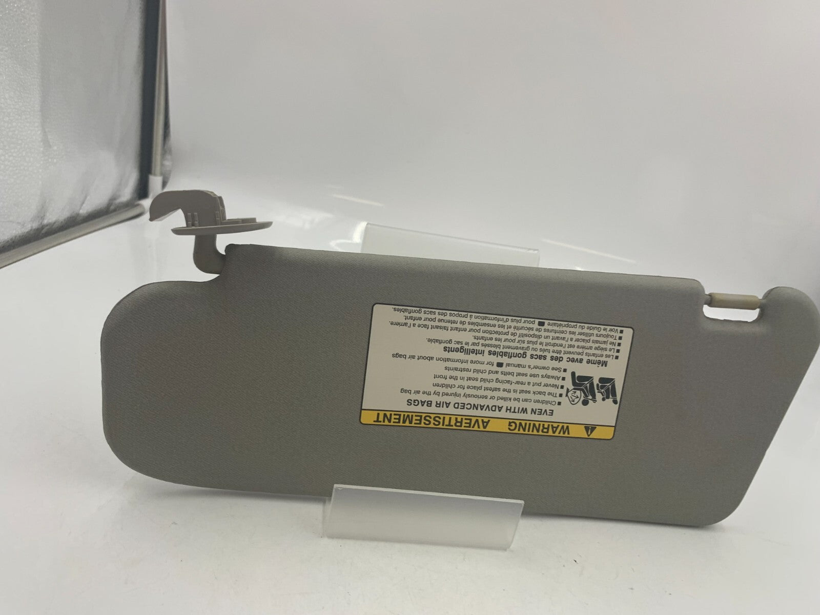 2006-2011 Chevrolet Aveo Passenger Sun Visor Gray OEM D02B33085
