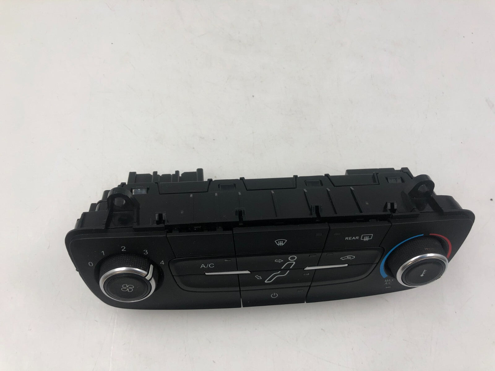 2015-2018 Ford Focus AC Heater Climate Control Unit OEM D03B49082