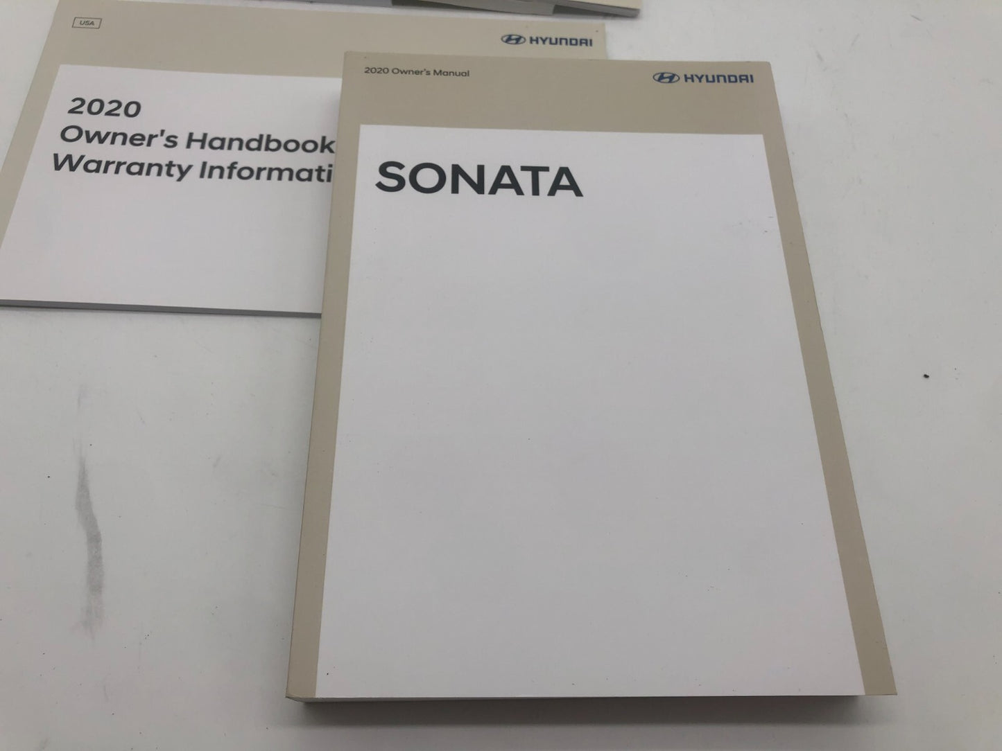 2020 Hyundai Sonata Owners Manual Set with Case OEM A02B08021