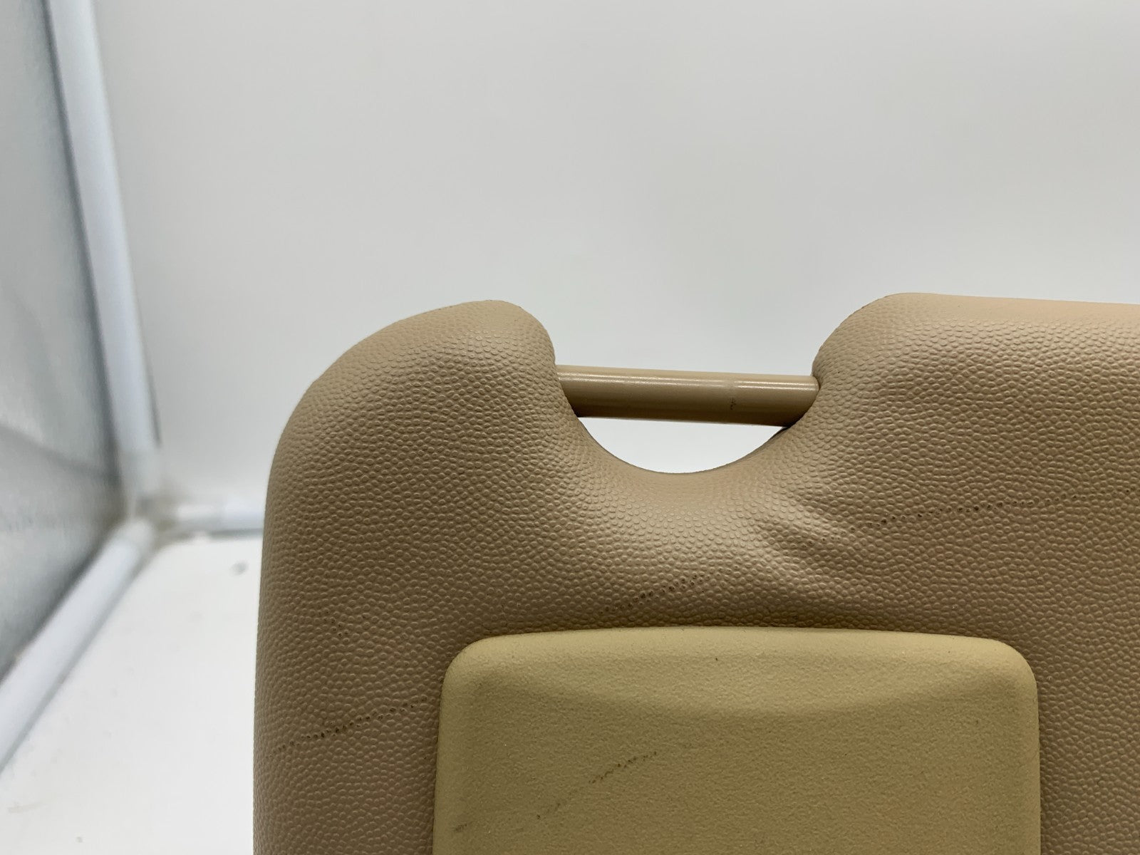 2004-2009 Cadillac SRX Driver Sun Visor Illuminated Brown OEM A04B01003