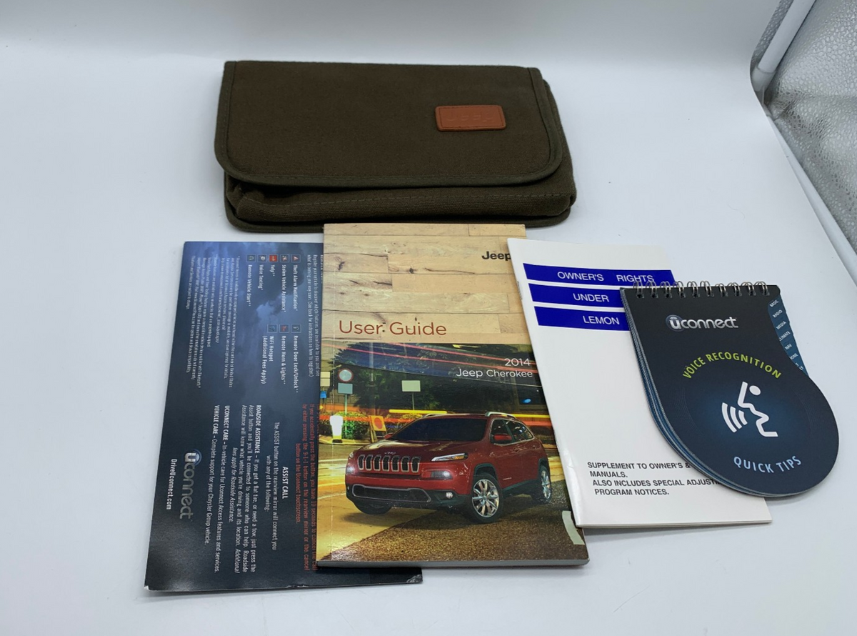 2014 Jeep Cherokee Owners Manual Set with Case OEM R01B02025