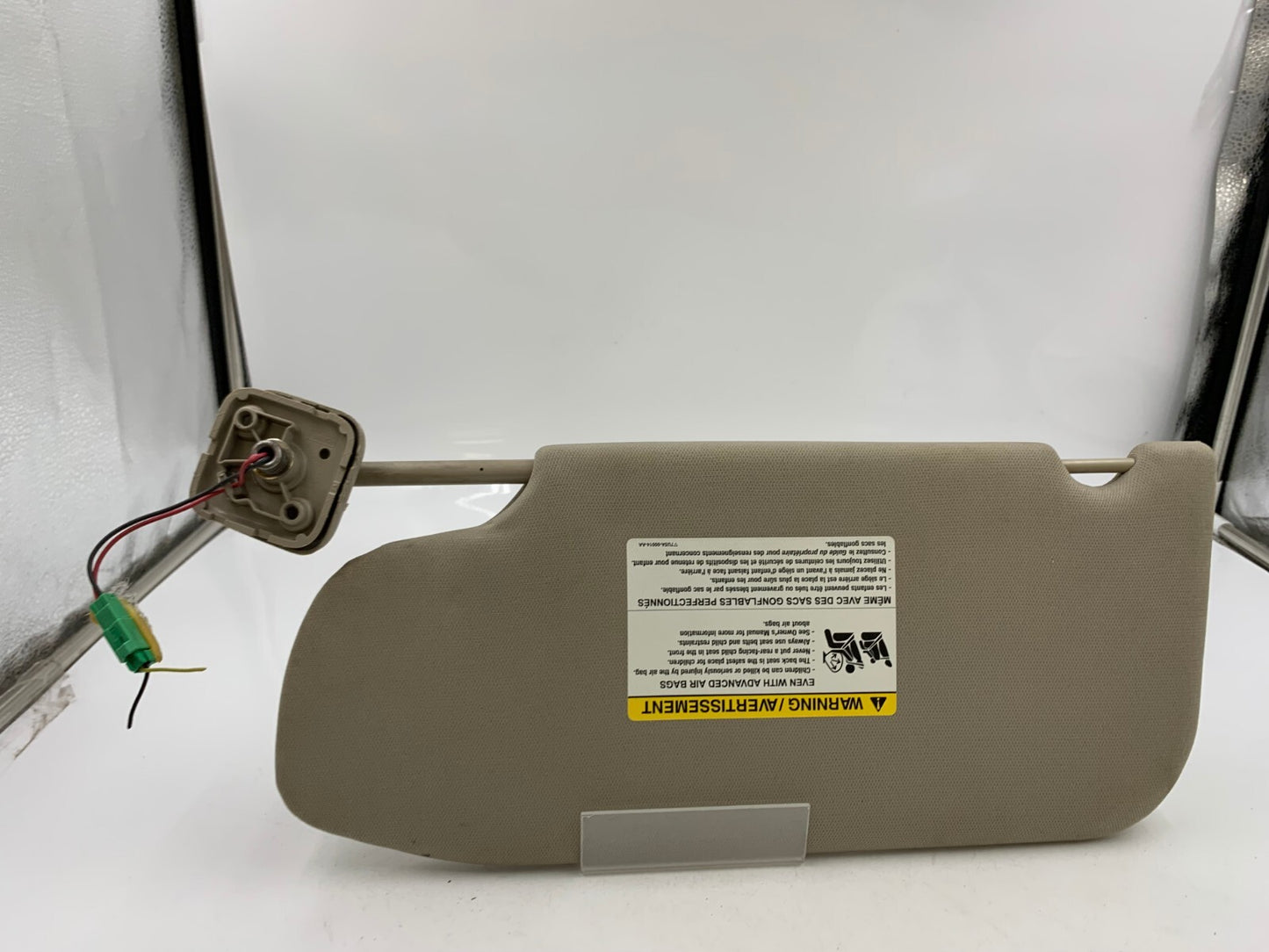 2010-2012 Lincoln MKT Passenger Sun Visor Beige illuminated OEM B01B02004