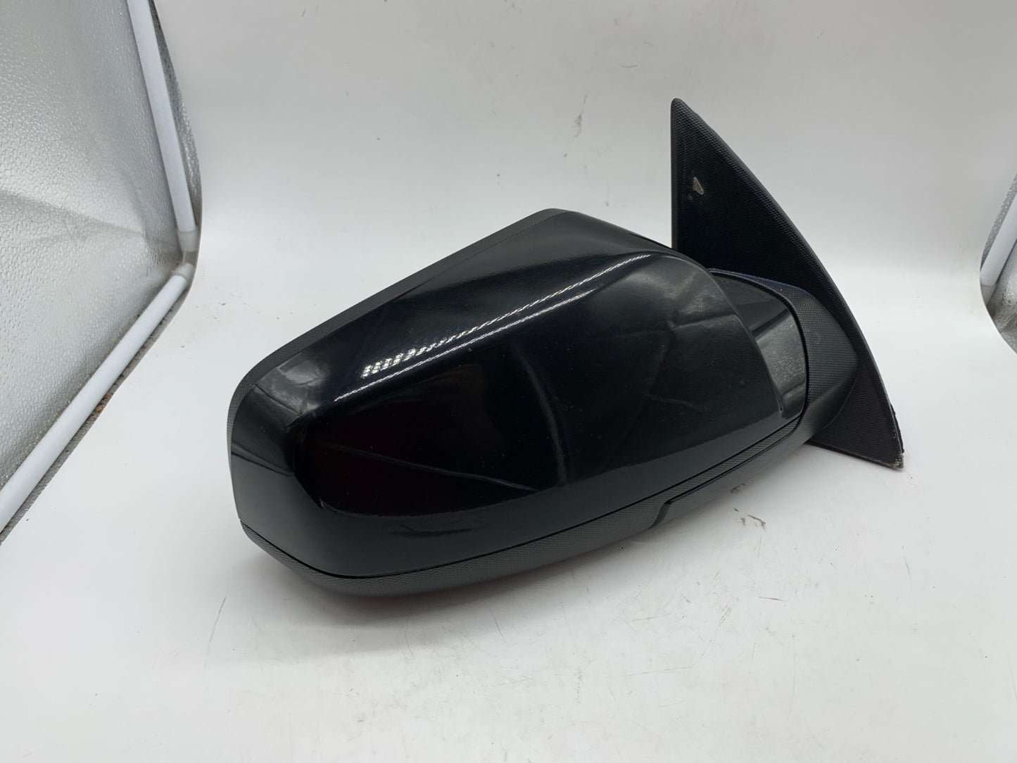 2015-2017 Chevrolet Equinox Passenger Side Power Door Mirror Black OEM B03B34001