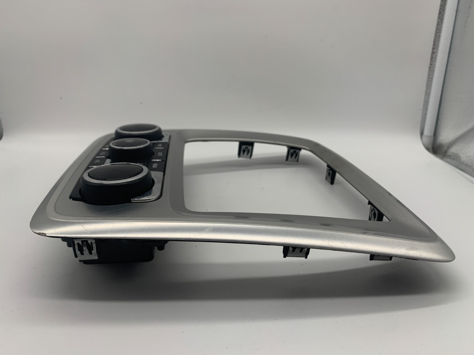 2013-2017 GMC Acadia Climate Control AC Heater with Bezel OEM 23158334