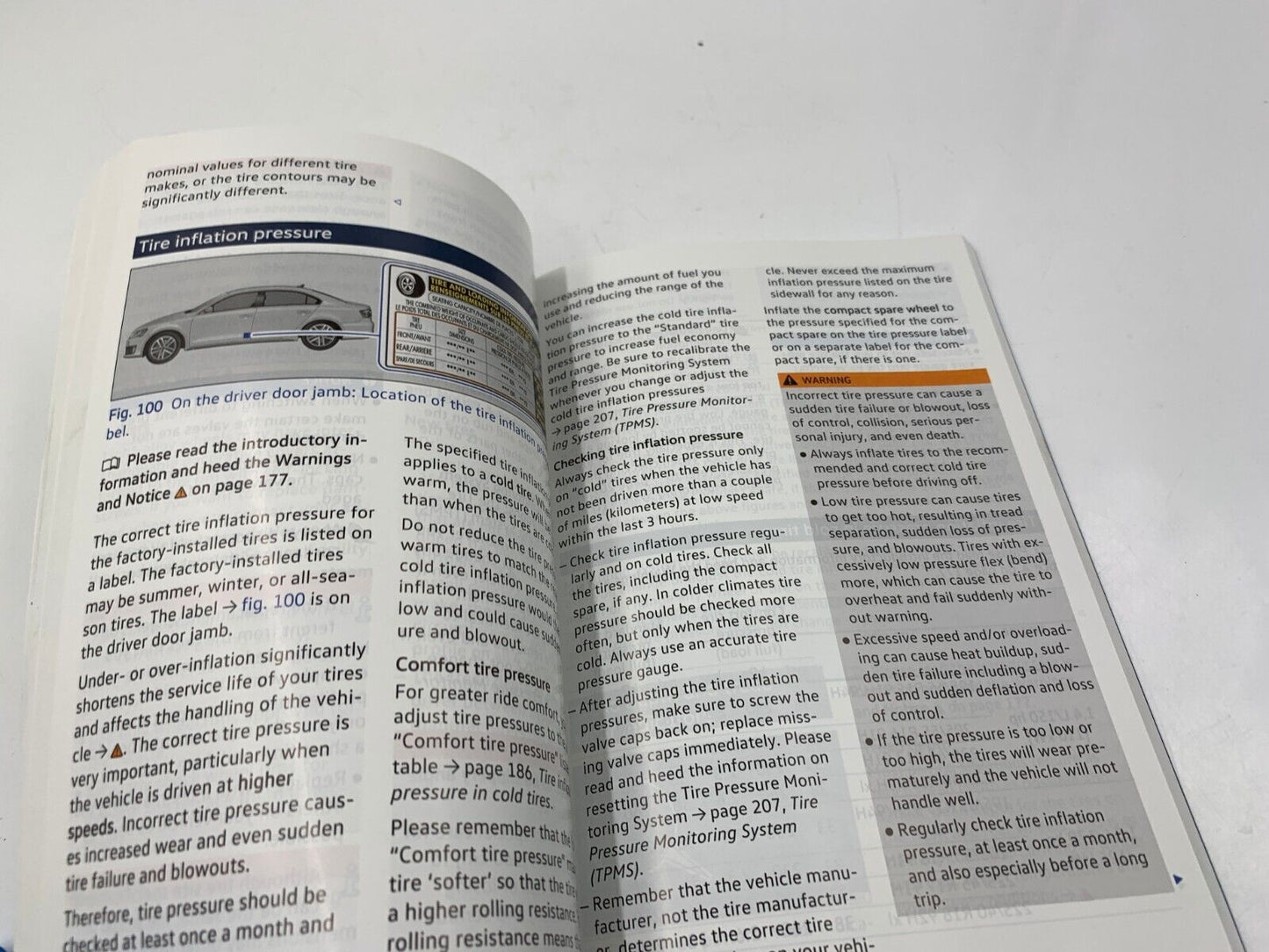 2016 Volkswagen Jetta Owners Manual Set with Case OEM D01B09010