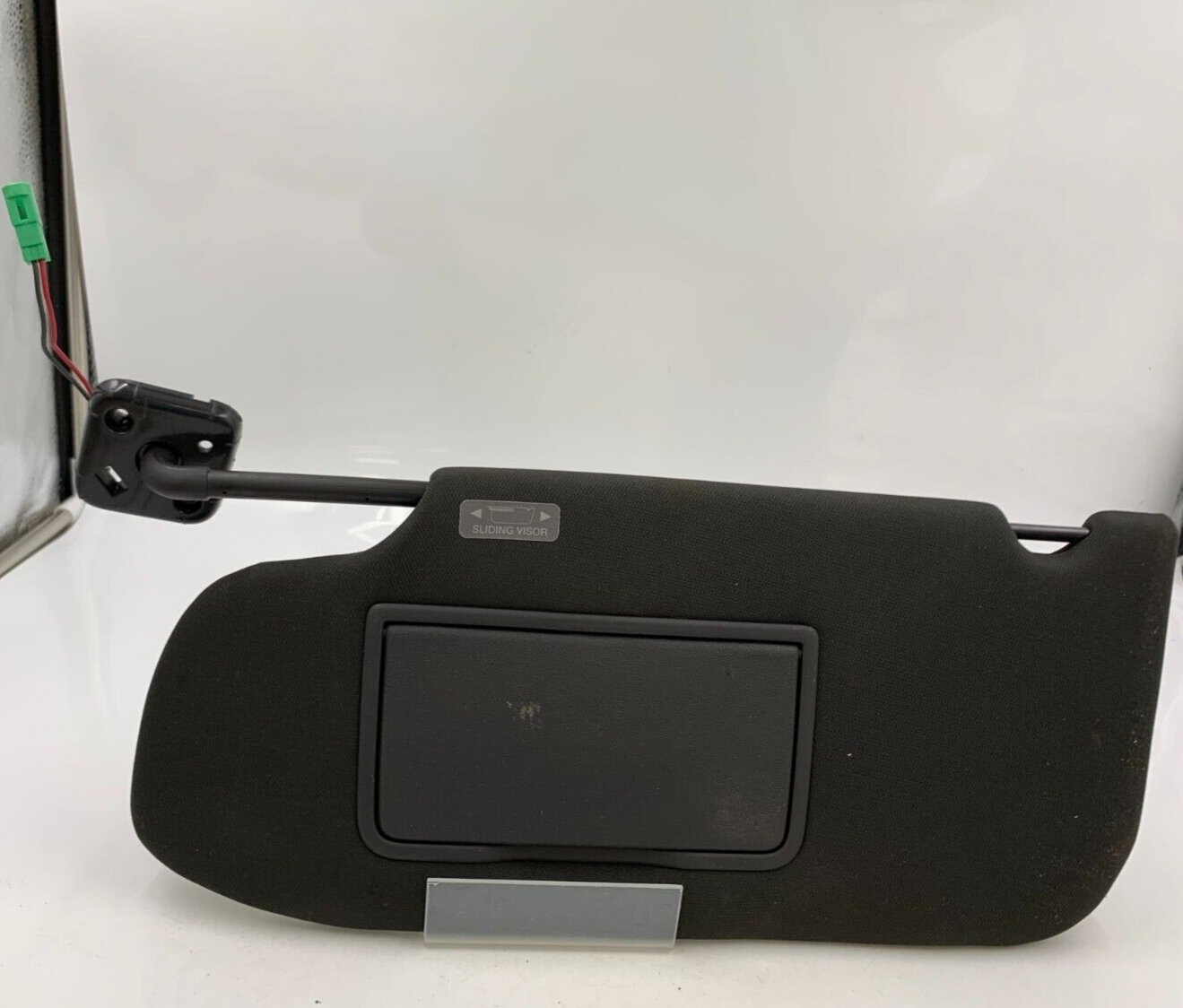 2013-2019 Ford Taurus Driver Sun Visor Sunvisor Illuminated Black OEM C01B02085