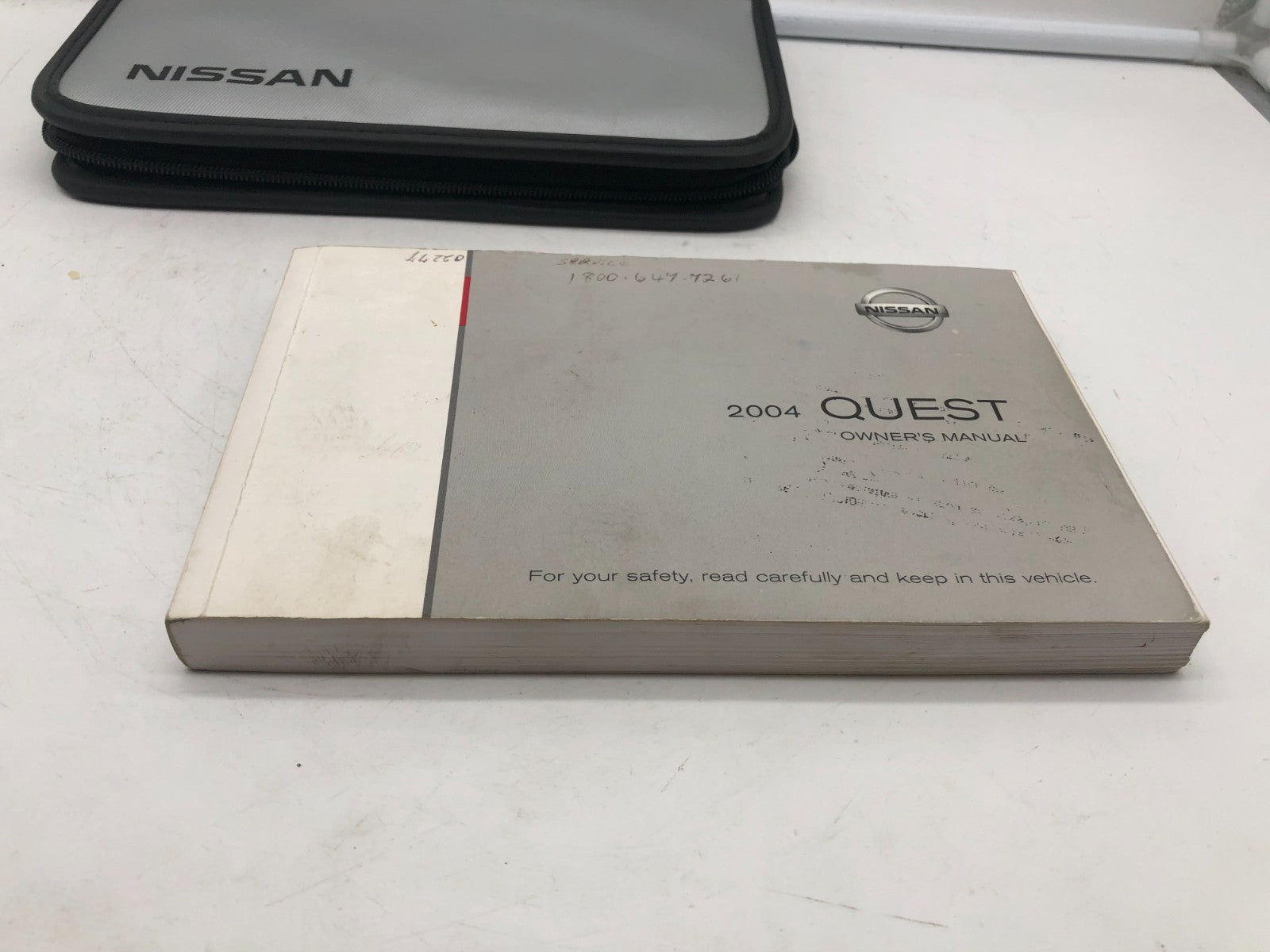 2004 Nissan Quest Owners Manual with Case OEM A01B06003