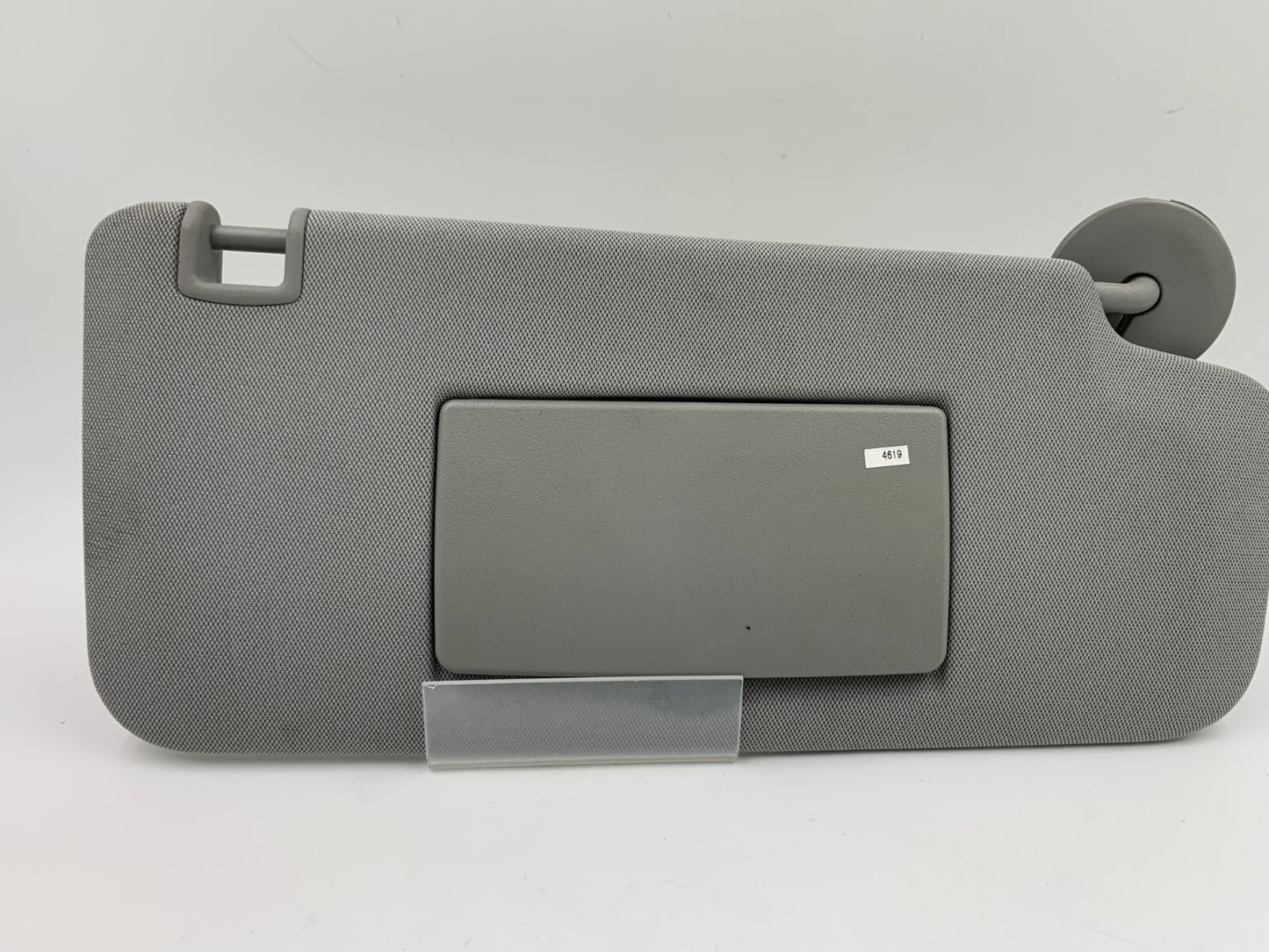 2017-2020 Chevrolet Trax Passenger Sun Visor Gray OEM D03B36051