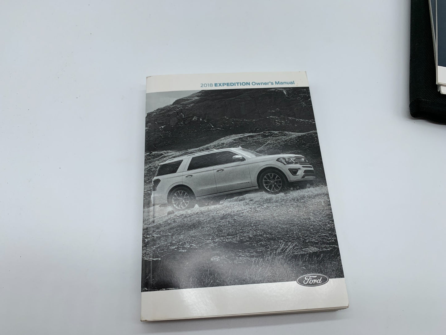2018 Ford Expedition Owners Manual Set with Case OEM D02B65012