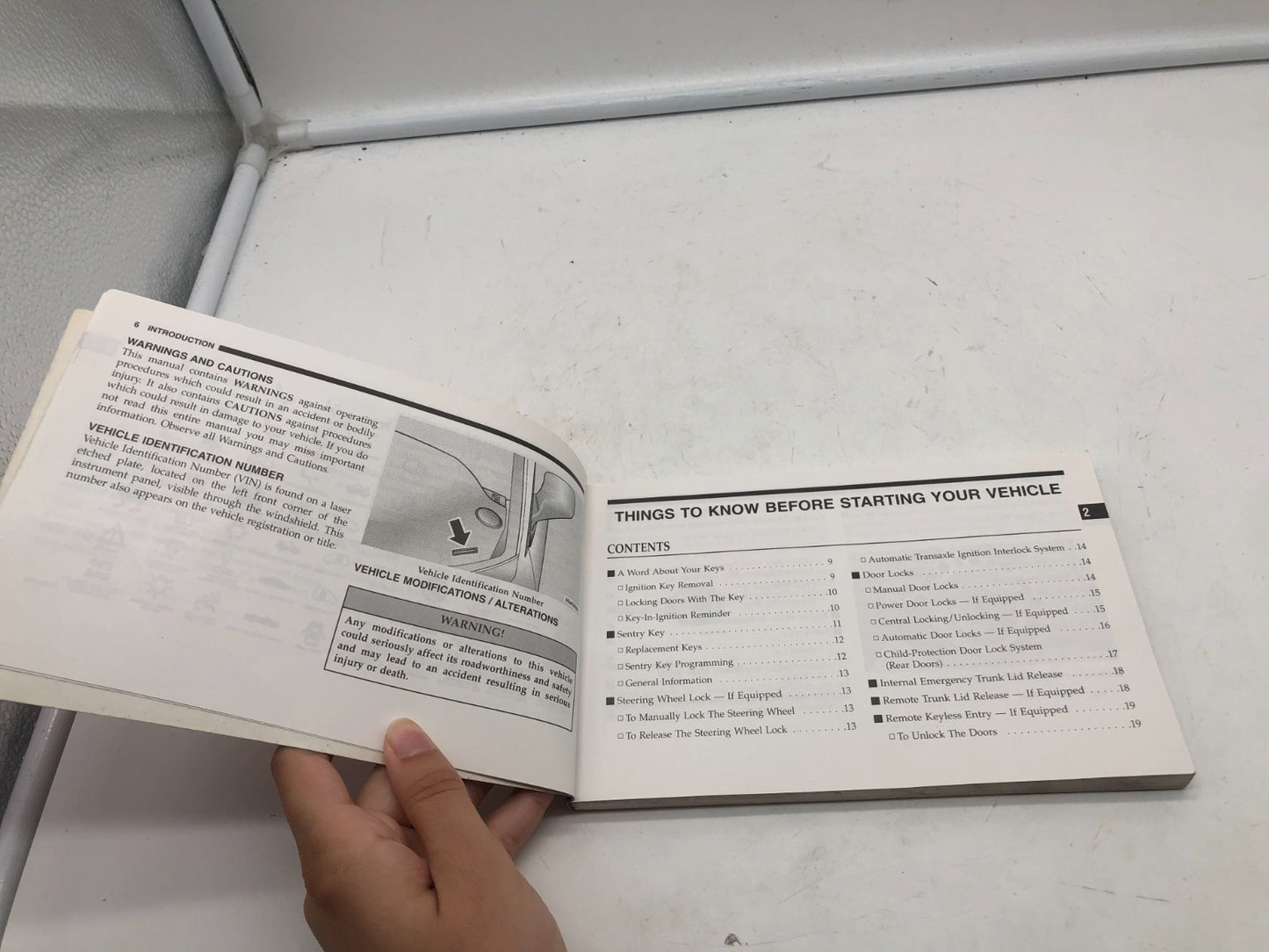 2005 Dodge Neon Owners Manual OEM A01B06010