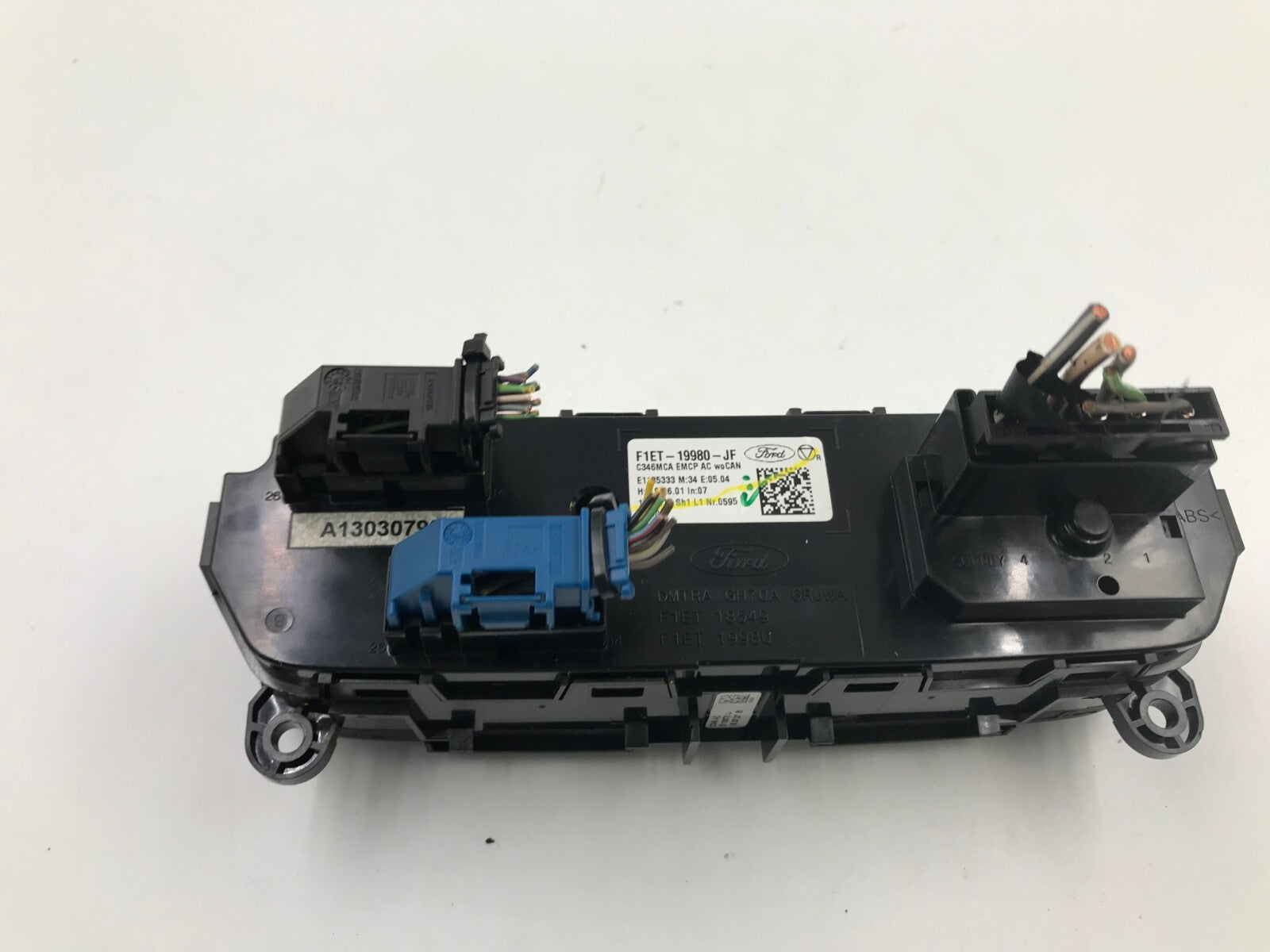 2015-2018 Ford Focus AC Heater Climate Control Unit OEM D03B14011