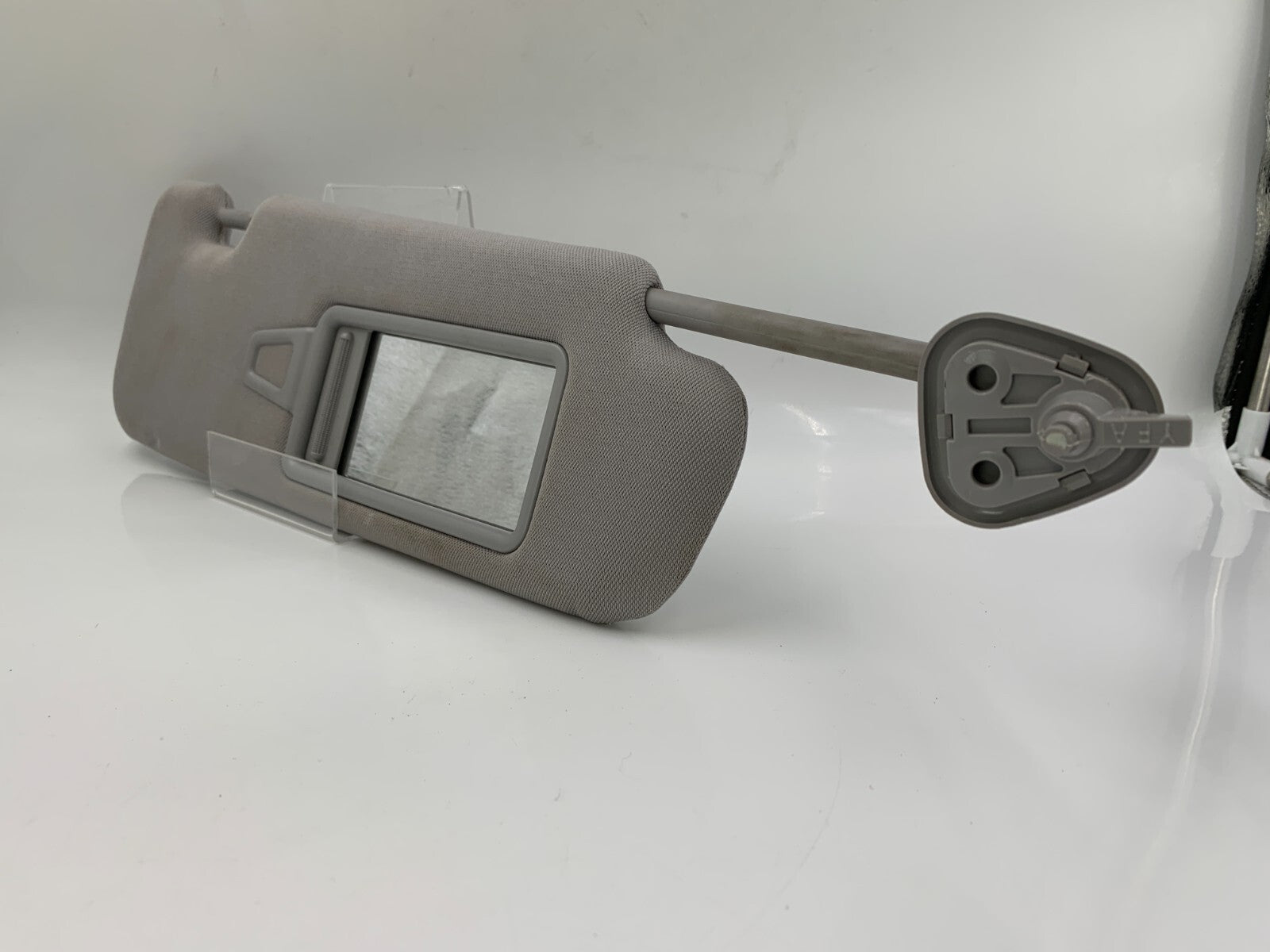 2011-2015 Hyundai Sonata Passenger Sun Visor Sunvisor Gray Illuminated E01B08084