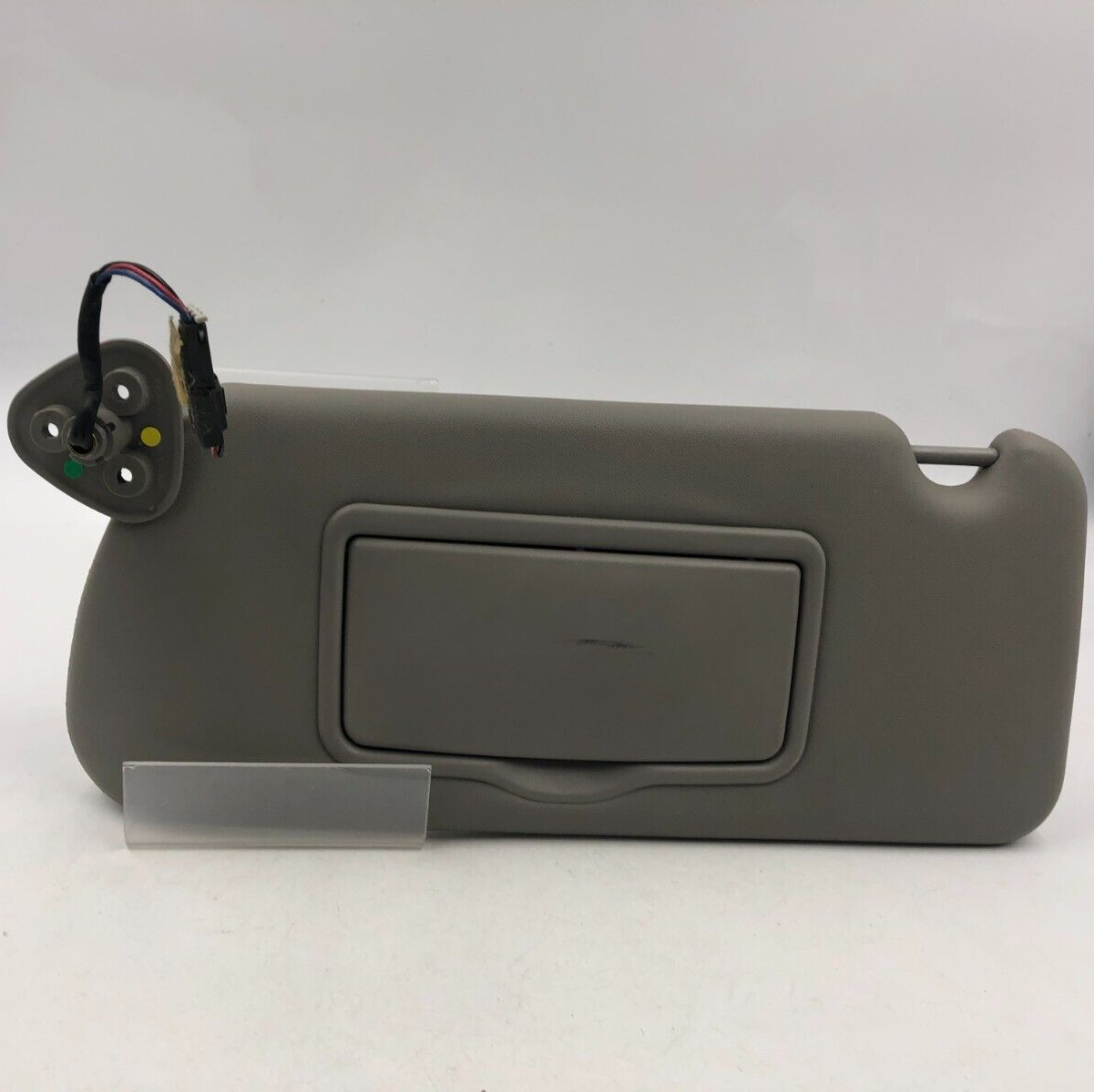 2003-2007 Cadillac CTS Driver Sun Visor Gray Illuminated OEM D02B61003