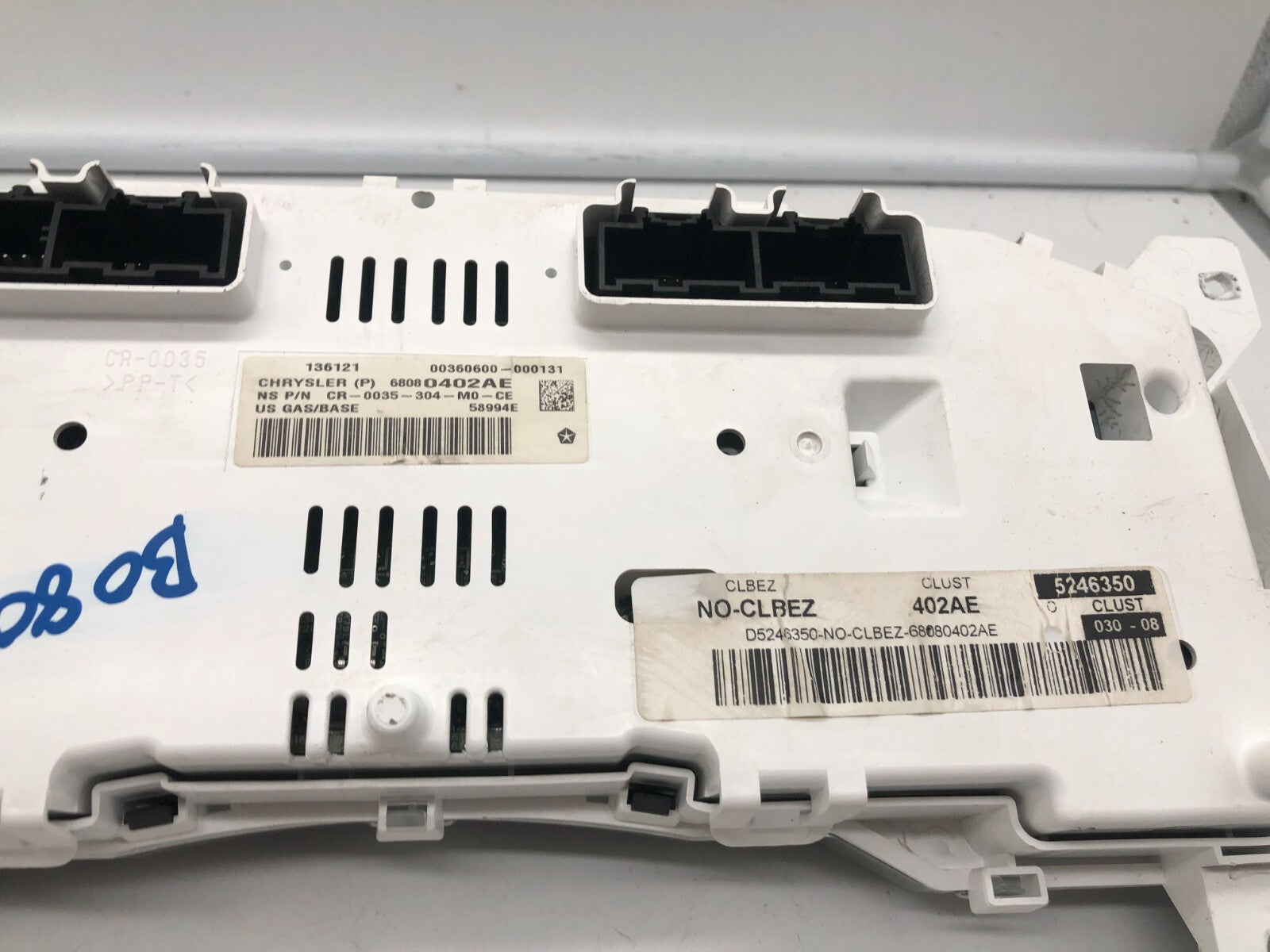 2011-2012 Jeep Compass Speedometer Instrument Cluster 48698 Miles OEM D03B67005