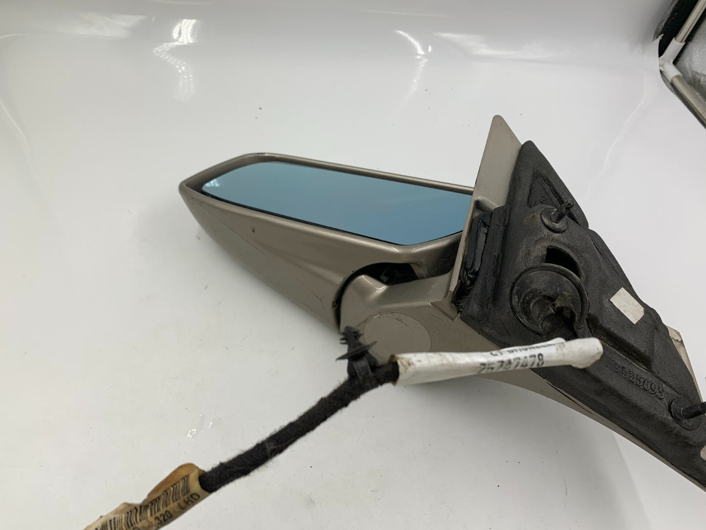 2003-2007 Cadillac CTS Driver Side View Power Door Mirror Champaign C03B29019