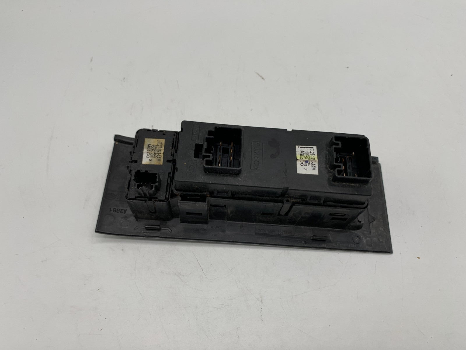 2008-2010 Mercury Mountaineer Master Power Window Switch OEM A04B43012