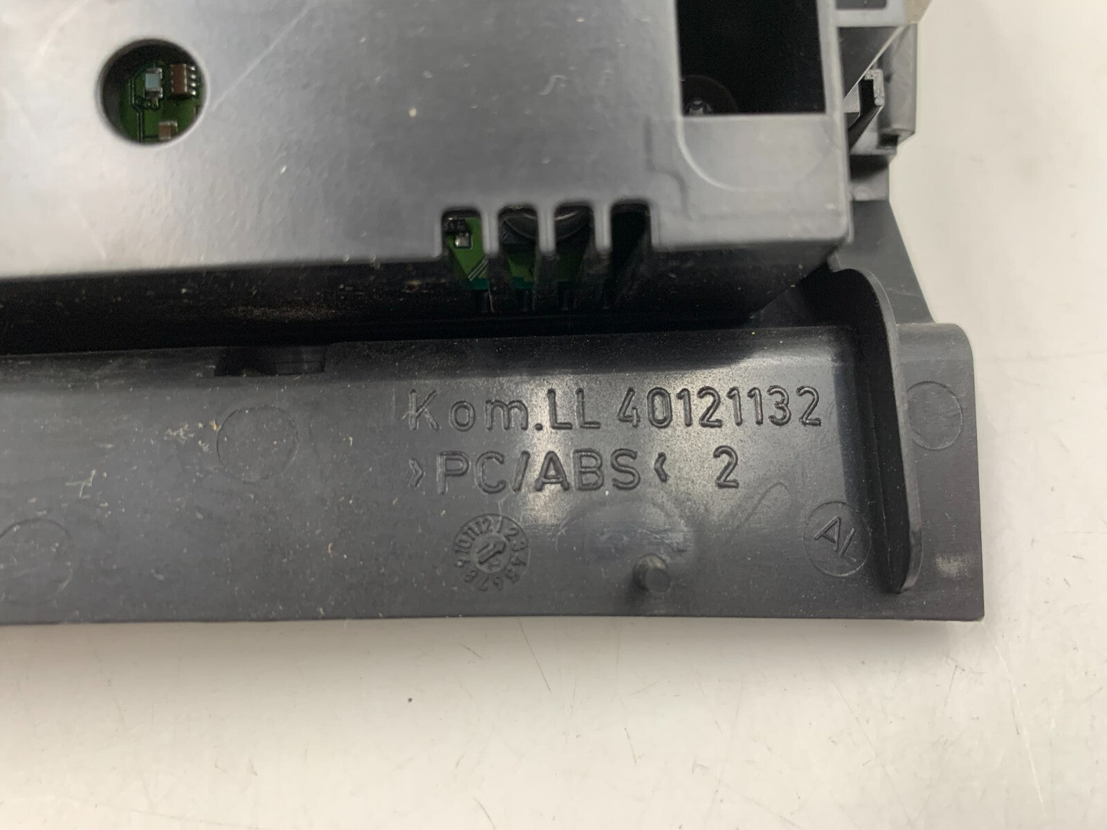 2009-2012 Audi A4 AC Heater Climate Control OEM C02B55006