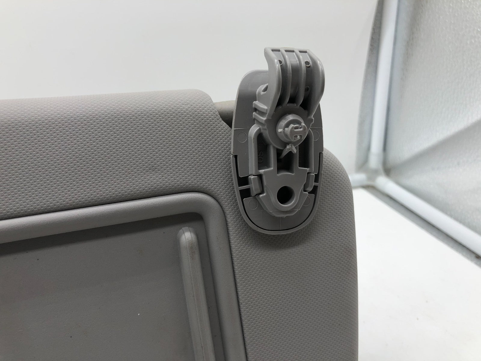 2018-2021 Hyundai Kona Passenger Sun Visor Gray OEM C03B46002